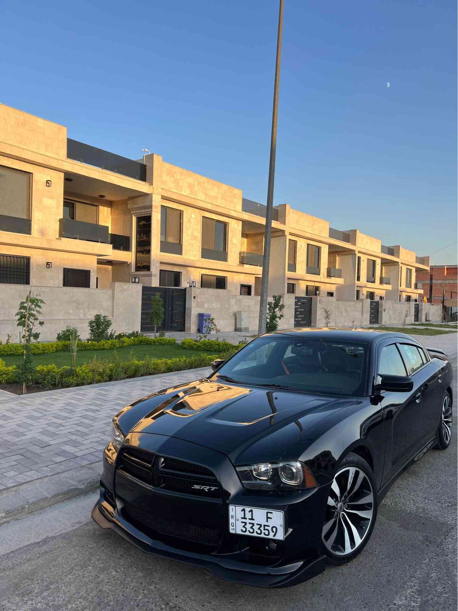 Dodge charger 2014 RT.
جارجر 2014 RT كت كامل SRT

محرك 5700 مبدل جديد مال موديل 22
ماشيه130 mi 

المواصفات
كشنات حظن 
المقاعد الامامية كهرباء 
كشنات الامامية تدفئة +تبريد
ويل 20 اس ار تي SRT
تشغيل عن بعد
شاشة واوبشات SRT 
4 انظمة قيادة
الشاشة جبيرة 
كامره خلفية 
وباقي مواصفات معروفة

الاضافات
منظومة غاز ايطالية
كاجكان srt
عدسات لايت SRT اصلي
بلكات ريسنگ 
فيت بم ريسنگ
مراوح srt
كزوزات srt يم علي الوادي
برمجة عقل وكير ومكينه مصطفى ايكل 
______________
الحادث : جاملغ خلفي وبيها صبغ مكانات ابيع حزام 
بس هيه مو حزام 
بدون ايرباك 
بدون شاصي بدون لغد 
مكينه وكير كفالة
ملاحظة: سياره مسويله سيرفس كامل ادمه منضومه الاحتراق + دهن جديد + باتري  جديد + بوليش +صدر جديد+ تخم تاير تو سايز السياره جديده بل كارتون تراي زيرو شرط

رقم بغداد الجديد بسمي وسنوية وهزة جديدة تحويل ثاني يوم
مكاني بغداد حي جهاد

السعر 129 ورقه. 
الاستفسار  *********** بغداد, العراق
