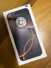 آيفون 16 برو ماكس • ٢٥٦ • بطارية ٩٩٪