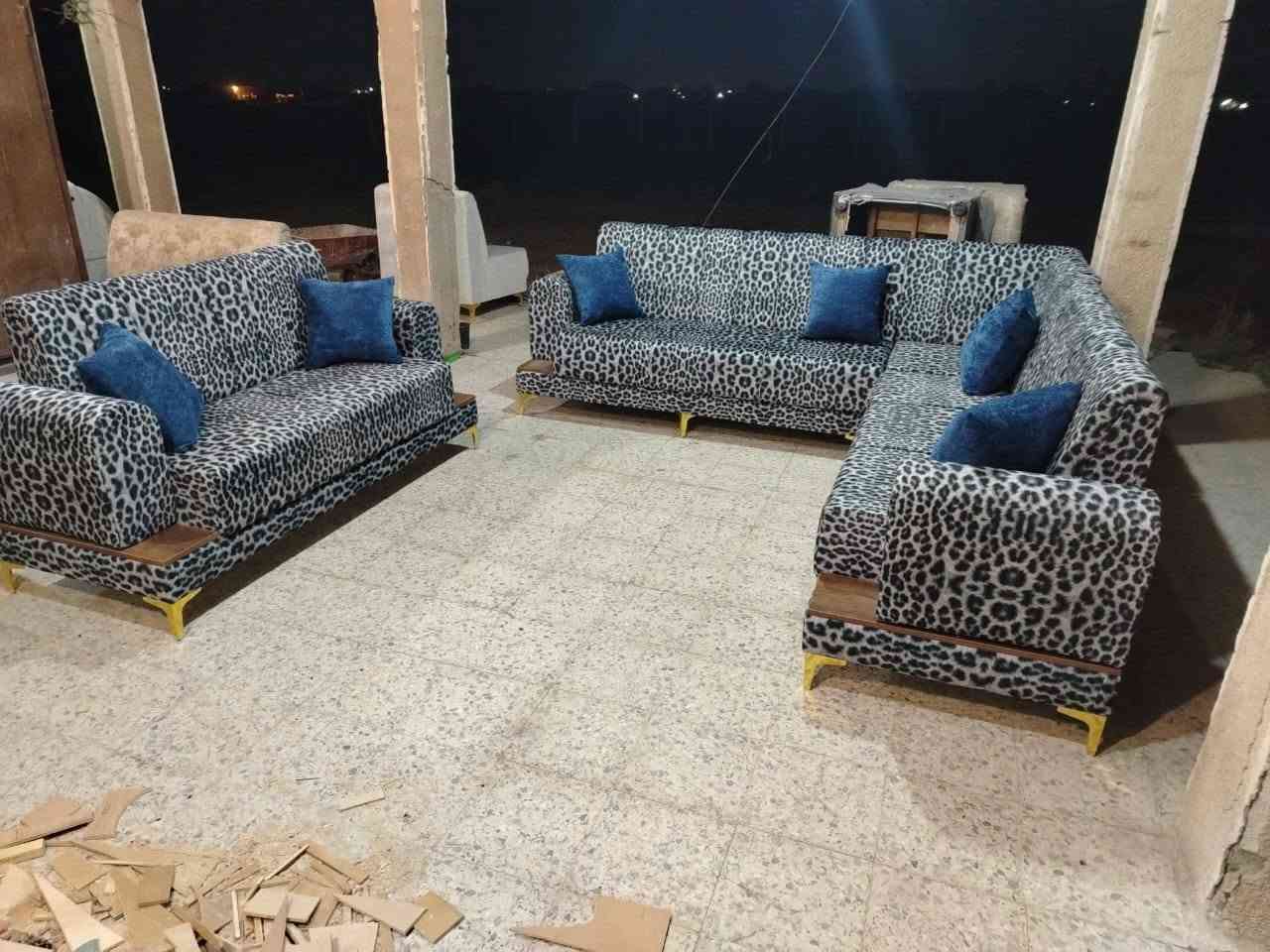 تخم ديوان تسكام عشره مقاعد السعر 550 وبيه مجال الاتصال على الرقم *********** يوجد واتساب
