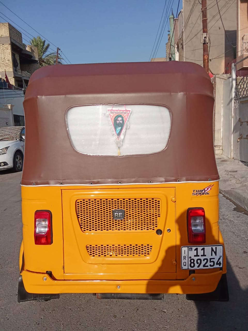 سلام عليكم 
تكتك موديل 2021 مصبوغه عام 
مكينه كفاله تكتك خير من الله كبل للشغل ما تذب ربع عليها جاهزه 
سعر ثمانيه مليون 
رقم *********** 
مكان شعب شارع الصحه
