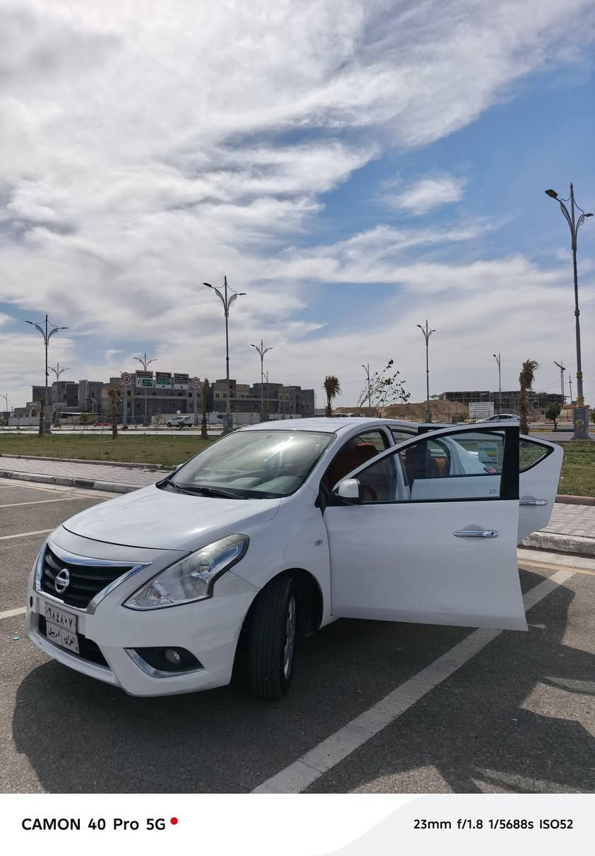 سلام عليكم للبيع نيسان صني هندي موديل ٢١ بيها بارد فقط بدون صبغ ماشيه ٩٩ الف كيلو مكينه كير تبريد بلادي عنواني كربلاء سعرها ٩٧ بيها مجال بسيط ***********
