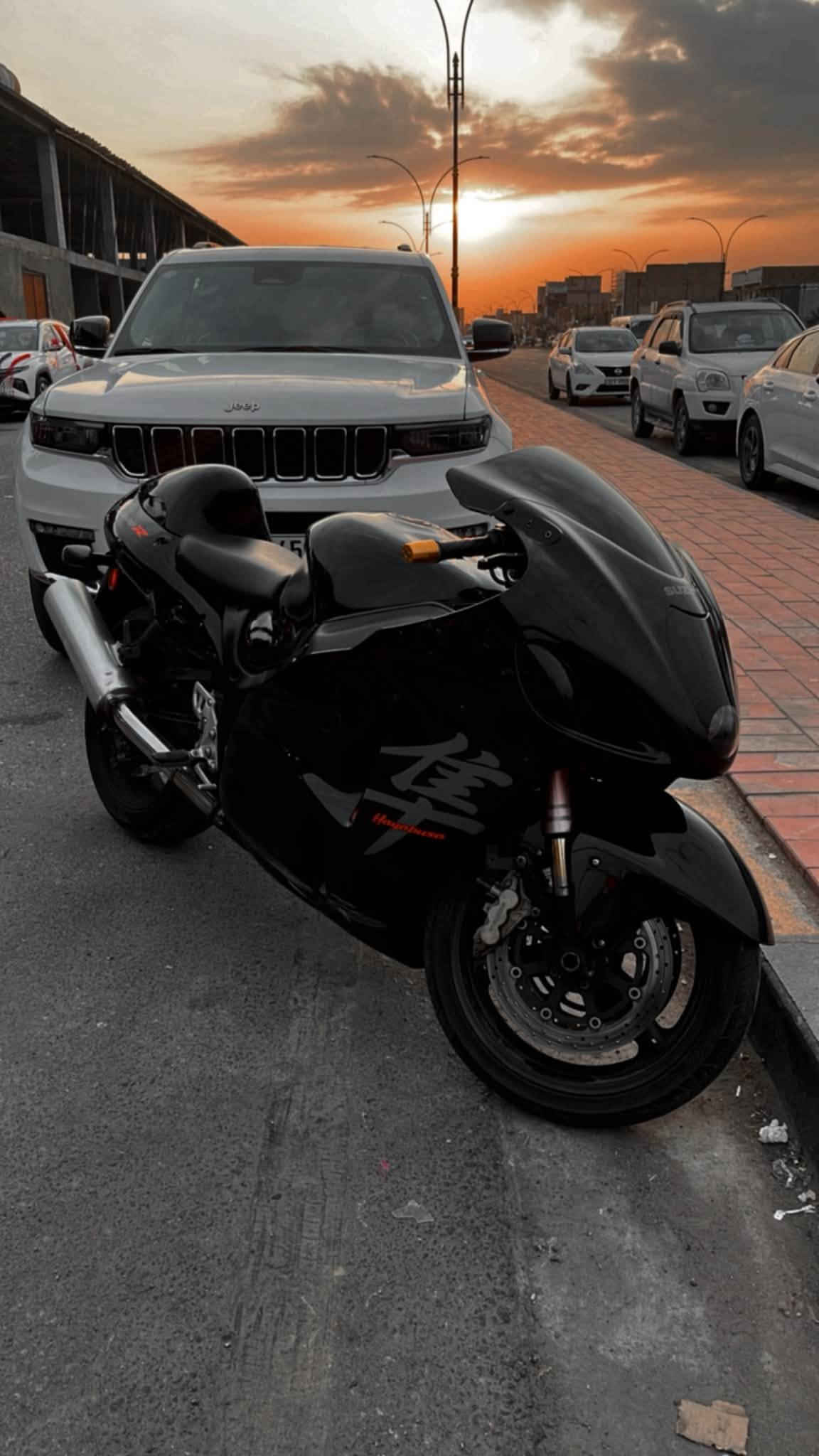 ‎سزوكي GSX 1300 هايبوزا
‎محرك 1300 cc
‎موديل 2007 شاصي اسود
‎لونها اسود
‎مابيها اي حادث بس ملاحضات بسيطه بالكفر
‎مكفوله من كلشي والكسور بلكفرات تايرات نضيفه زنجيل نضيف دواخلها نضيفه مكفوله كير ومكينه وكهرباءيات الضفيره من طول للطول
حماوة بشرط متعبر النص ثابته لو تضل ساعة مشتغله
‎سرعتها + 280
‎ماشيه 66 الف
‎كلها بلاديه ما عليها اي تزويد او اي تبديل كفاله عامه ومال جناي و الدراجة كل النمر تفر تاير ، كلش قوية كهربائياتها كلها شغاله
‎دهن بس امزويل الامريكي من الوكالة  
‎مال جناي ولحد يكلي شبيها مابيها كفاله عامه وتاخذها من باب لبيت
‎سعرها 36$ و بيها مجال للشراي و اليجيني ما ارده
‎رقمي *********** بيه وتساب مفتوح
‎مكاني النجف .
