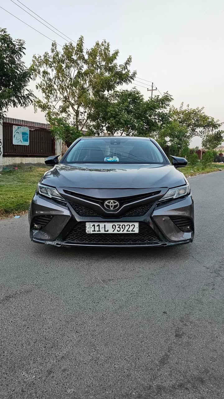 للبيع | Toyota Camry LE 2019 🇺🇸

سيارة نظيفة وجاهزة للاستخدام اليومي، بحالة ميكانيكية ممتازة، ومفحوصة بالكامل بتقارير حديثة من مركزين متخصصين.

المواصفات:
🔹 تويوتا كامري LE موديل 2019 (أمريكي)
🔹 محرك 2.5 اقتصادي وقوي
🔹 ممشى 173,000 كم
🔹 رقم بغداد

الفحص:
✅ المحرك ممتاز
✅ الجير ممتاز
✅ التعليق والتبريد بحالة ممتازة
✅ البريكات والإطارات سليمة
✅ الفحص الإلكتروني سليم ولا توجد مشاكل بالمحرك أو الجير أو الـABS أو الإيربگ.

الهيكل:

* تبديل: بونيت، صدام أمامي، صدام خلفي.
* صبغ: الجانب الأيسر وبعض القطع التجميلية.
* رشمات بسيطة بالجانب الأيمن والسقف.
* يوجد تصليح بسيط في مقدمة البدن، ومثبت في تقرير الفحص.

📄 تقارير الفحص كاملة ومتوفرة للجادين.
🔧 السيارة لا تحتاج أي مصروف ميكانيكي، جاهزة للاستخدام مباشرة.

💰 السعر: (138)وبيه مجال للشراي 
📍 الموقع: بغداد
📞 للاستفسار: (***********)
بدون تعاليق سلبيه شراي  اتصل وبلخير علياخذه 
“تنفحص بأي مركز يختاره المشتري، والبيع للجاد فقط.”
