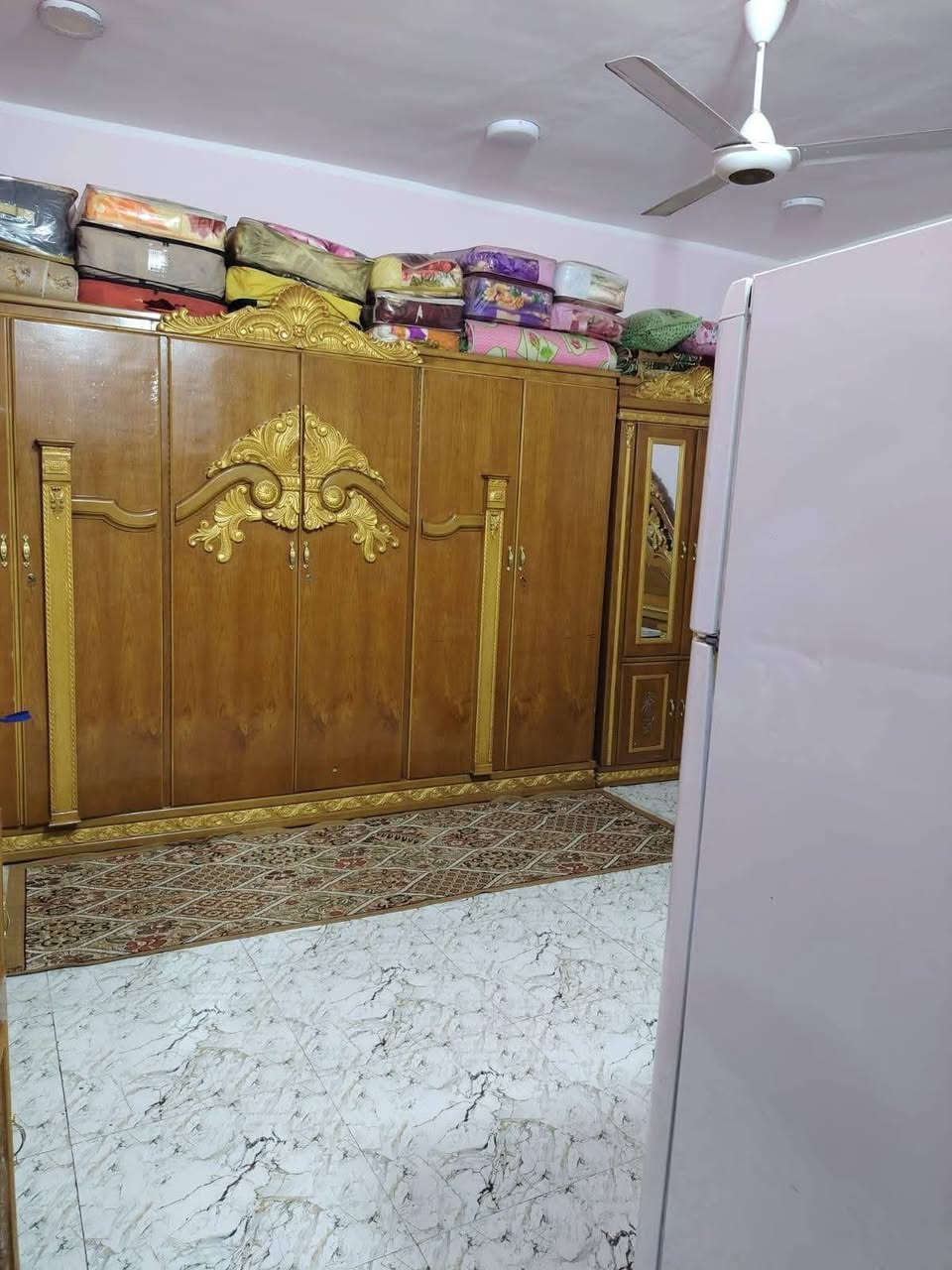 @إشارة 
بيت للبيع مساحه 100 متر خلفي عرض الدربونه متر
 وربع يحتوي على غرفه + صاله+ استقبال+ حمام منور+ طارمه+ بناء كلش جديد ونظيف  اعكاده العنوان حي سومر مقابيل محلات البلديه السعر 93
***********
