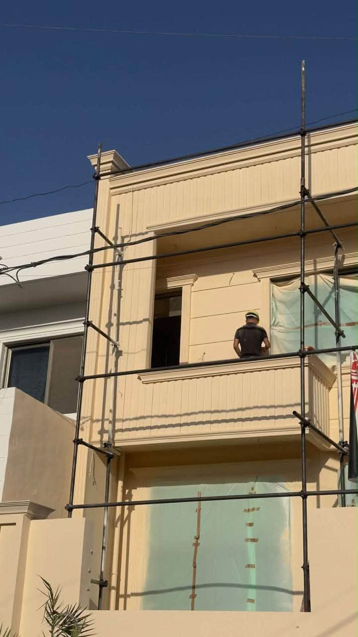 السلام عليكم نشتغل صبغ داخلي وخارجي باسعار مناسبة للاستفسار الاتصال على الرقم وإن شاء الله ما نقصر وياكم 

*********** 📞 

وهذا جانب من شغلنا
