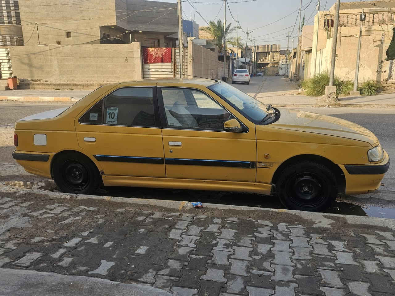 بيجو بارص 2015 رقم بغداد مكانها ديوانية كير ومكينه نضيفات راديتر جديد حداديه نص عمر ونقصها تبريد
سعرها ٣٤ وبيها مجال 
واني بخدمتكم
***********
