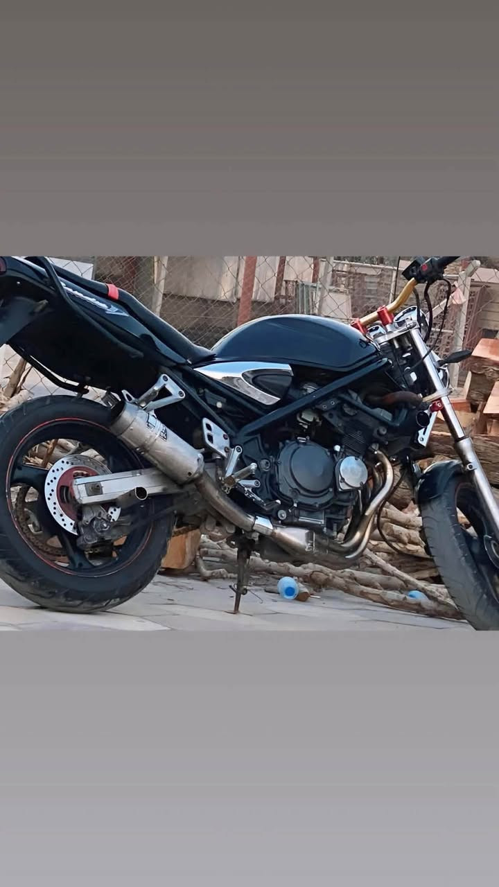 السلام عليكم
بطح بانده كرستال محرك 250 مكفوله من كلشي كهربائيات كامله ماعايزه شي ادامه كامله للدراجه السعر 1200 وبيها مجال مكان الديوانية قضاء الشامية 
الرقم ‭ ***********‬
