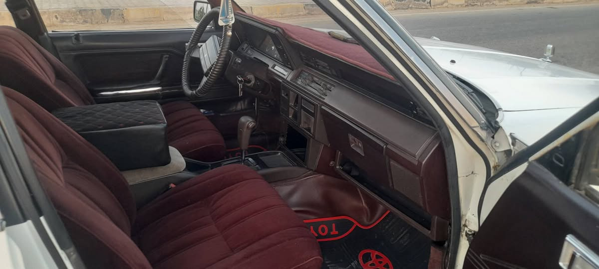 سوبر موديل  ١٩٨٤ محركه كيرتماتيك بطه ٢٥٠٠ / بدون ظرر بدون دواخل صبغ مكان بصيط رقم نينوى دولي جديد سنويه جديده شرط تحويل تبريد قطعتين  + ثلاجه  تدفيه شقل  طخم جديد تايرات ٥جديد  ويل كب اصلي ماشيه قليل شاشه كامره دوار  ليتات ليت شمسي قفل مركزي ريموند اسويج تحكمت ٤جام كهربائي شقل  سياره بعدها بلادي ابيع اروس حسب القناعه حديث سعر  ٦٠ مكان سياره موصل حي فلسطين خابر *********** ***********//// للهم صلي وسلم على نبينا محمد وعلى آله وصحبه أجمعين

