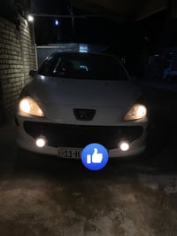بيجو 307 موديل 2006 للبيع السيارة خير من الله مابيهة اي نواقص كير محرك...
