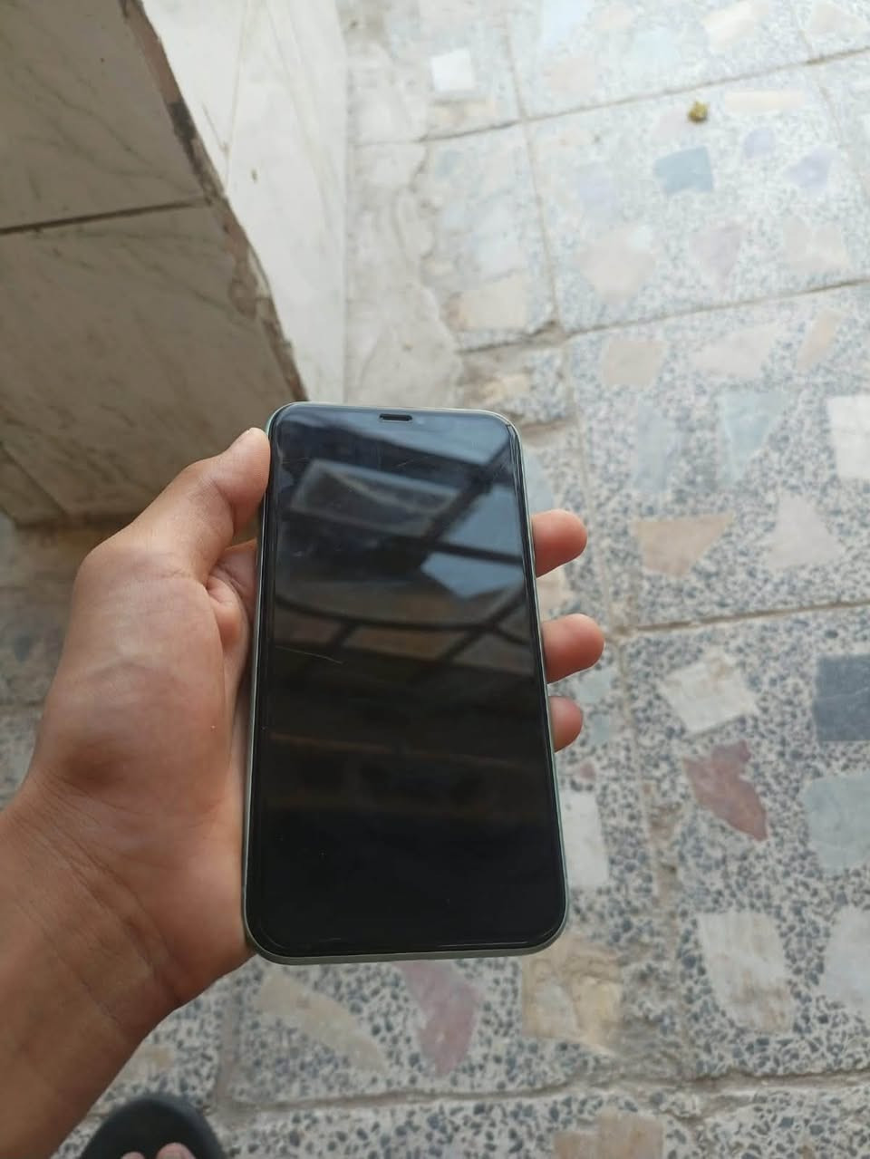 يفون 11 للمراوس بجهاز نضيف جهازي بلادي شرط لفحص جهاز يخبل فقط ضهر بي كسور ممبينه بتصوير مكاني بغداد مدينه الصدر ***********

