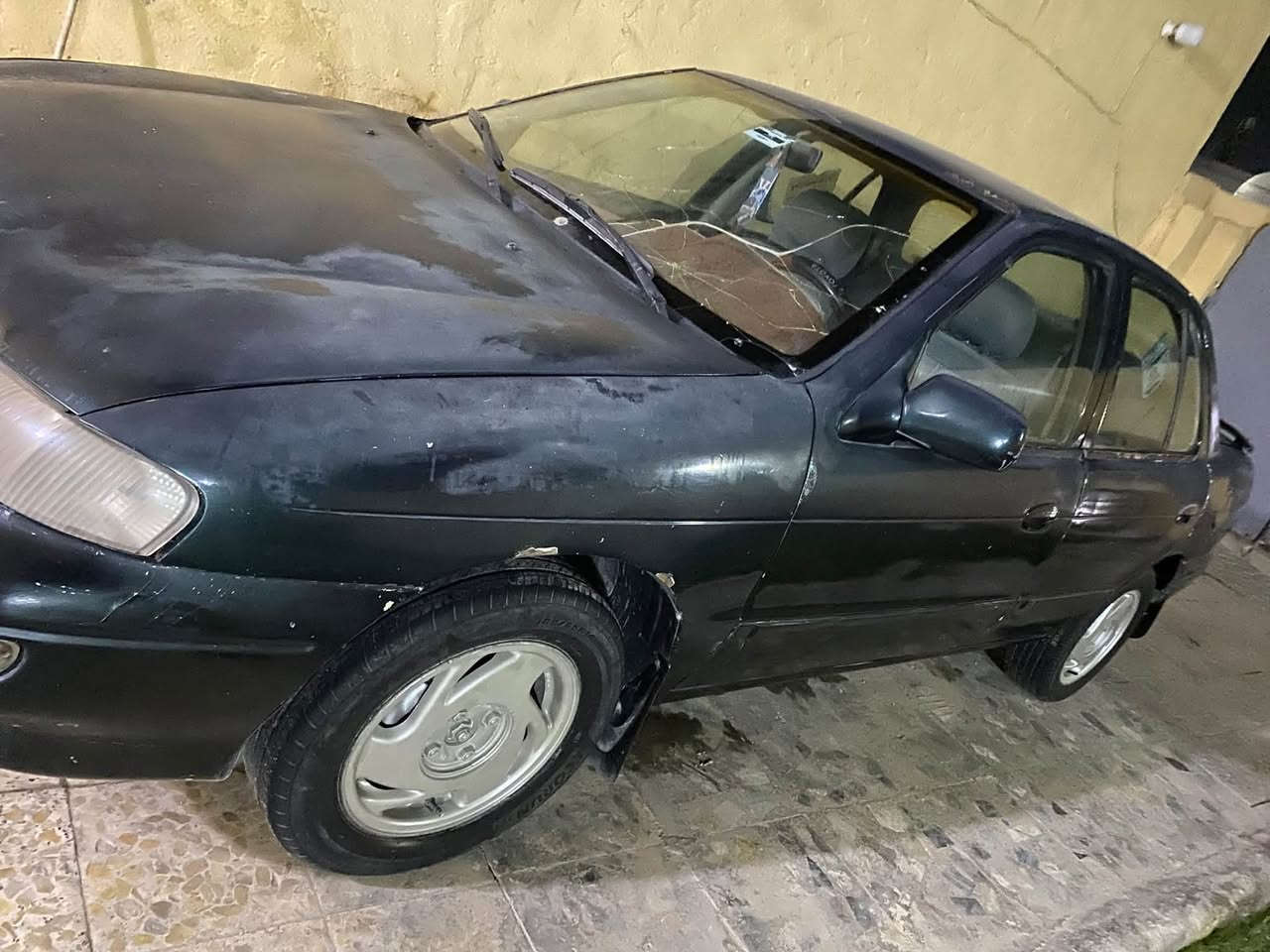 سلام عليكم سيفية للبيع موديل 95 رقم بغداد سيارة مكفولة كير ومكينة 

السعر 37 وبيه مجال 

‭***********‬
