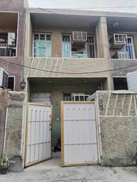 دار للبيع . المساحه 75متر ( طابو ملك صرف سكني)   يحتوي على  استقبال وم...