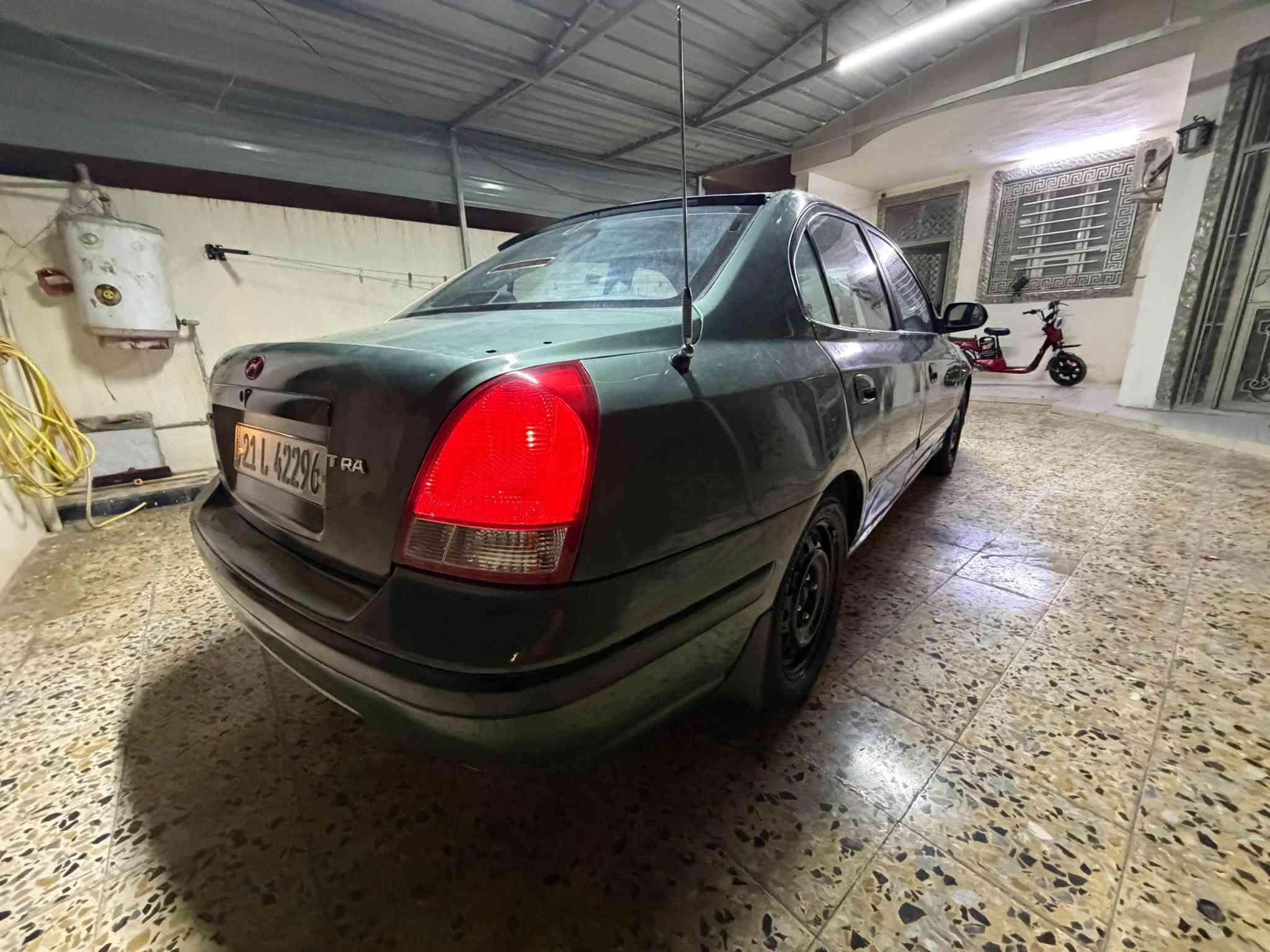 السلام عليكم للبيع  الانترا 2001 خليجي استيراد خاص
مكينه جديده شرط لا تبخير ولا تنقيص
صدر خلفي امامي جديد
تبريد ثلج 
كير عادي 
كهربائيات كله شغاله 
السياره بدون اي نقص بل عافيه عل ياخذهه
مرشوش جماليه بدون حادث شرط 
رقم سليمانيه باسمي هزه ورقم جديد
شرط التحويل والوكاله
مكاني تكريت القادسيه
السعر ٤٨ مجال قليل جدا
***********
***********

