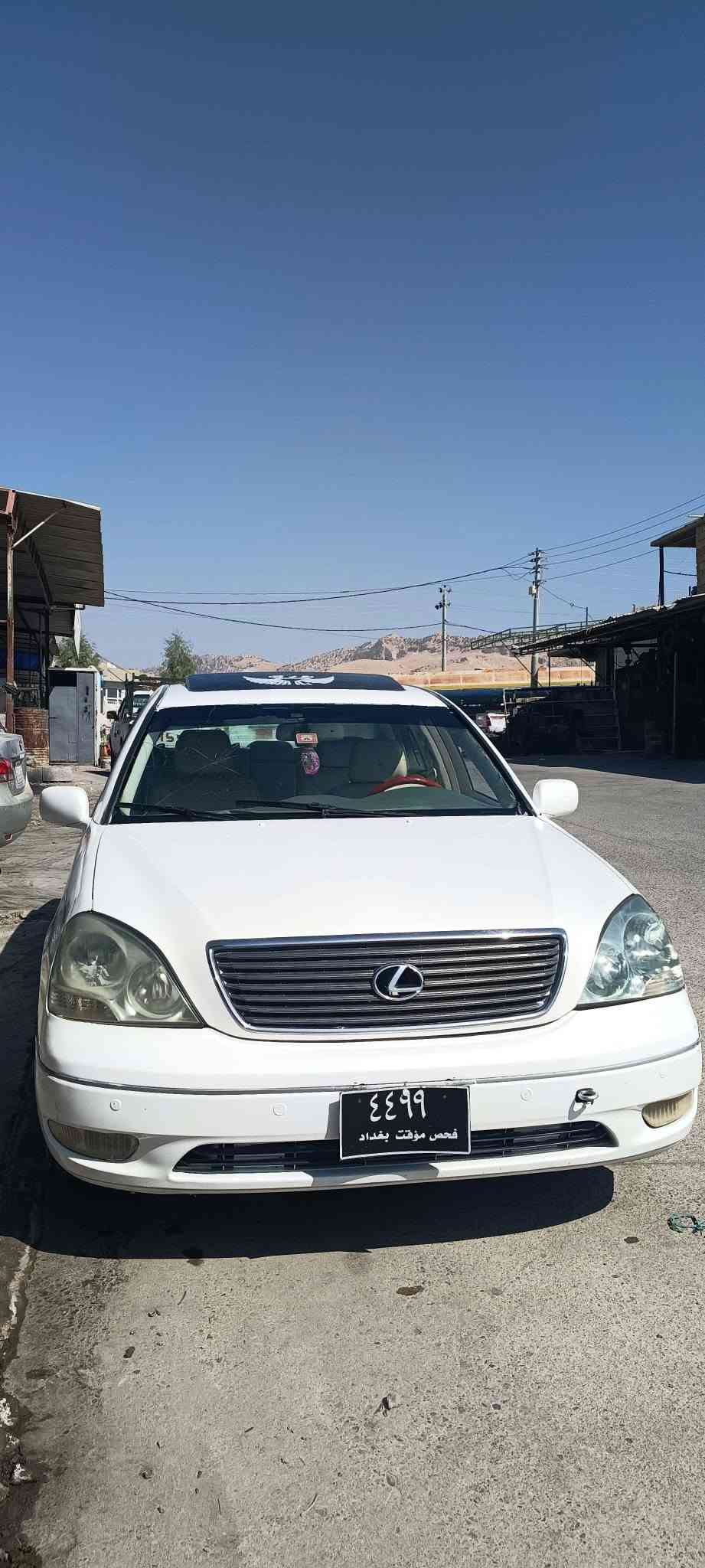 لێکسس V8 موس موس فول مواسەفات تۆمارکراوە بەناوی خۆمەوە کۆدی بۆ ئەکرێ بێ کێشە 

مەکینە کەپس لۆک نەکراوەتەوە بەشەرتی گێڕ و مەکینە و ئۆڤەر سورعە .

بێ دەعم و لێدراو و ساردی .

تەبرید سارد لەسەر سویچ

سلایت

کوشن جلد هیتەر 

فۆڕمیکایە

چوار جام کارەبایە

ئاوێنە شەفت و هیتەر و ناوچەی کوێرە 

فول فولە ناو زەردە

سبوغ عام لەسەر ساغی بۆ کاڵ بوونەوە کردوومە

38 گەڵا 

***********
