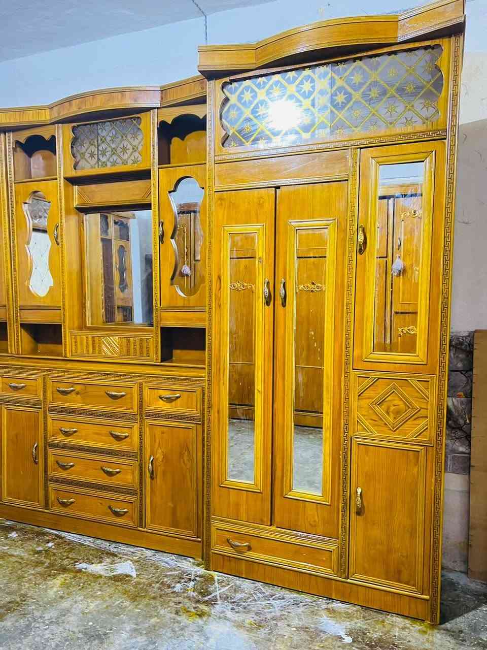 يتوفر غرف نوم نظافه فول بأنسب الاسعار للاستفسار الاتصال ع الرقم ***********
