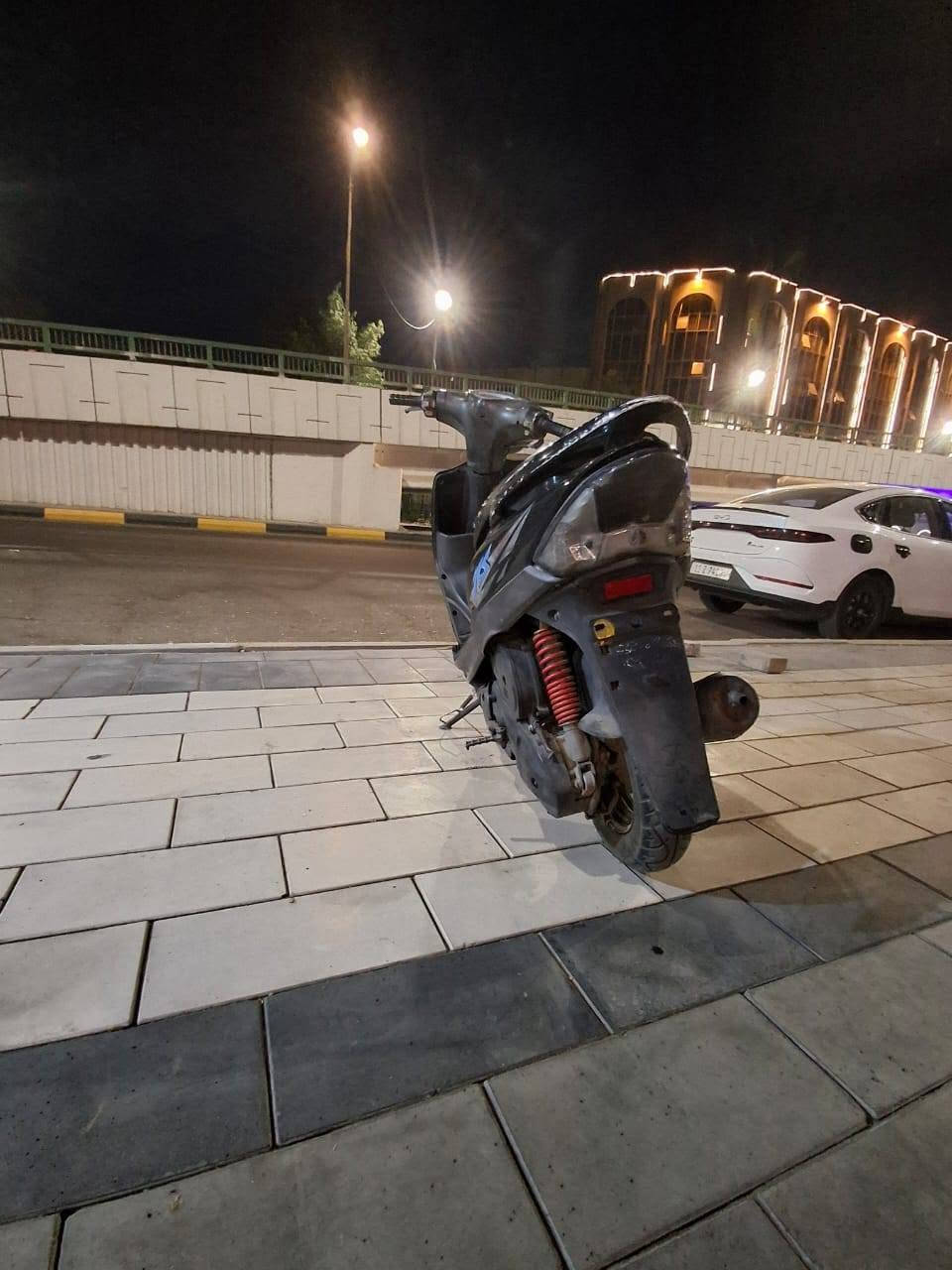 سلام عليكم ماكس عدلة للبيع
هندر الدراجة  سلفها واكف 

بغداد شارع حيفا 650 وبيها مجال

***********
