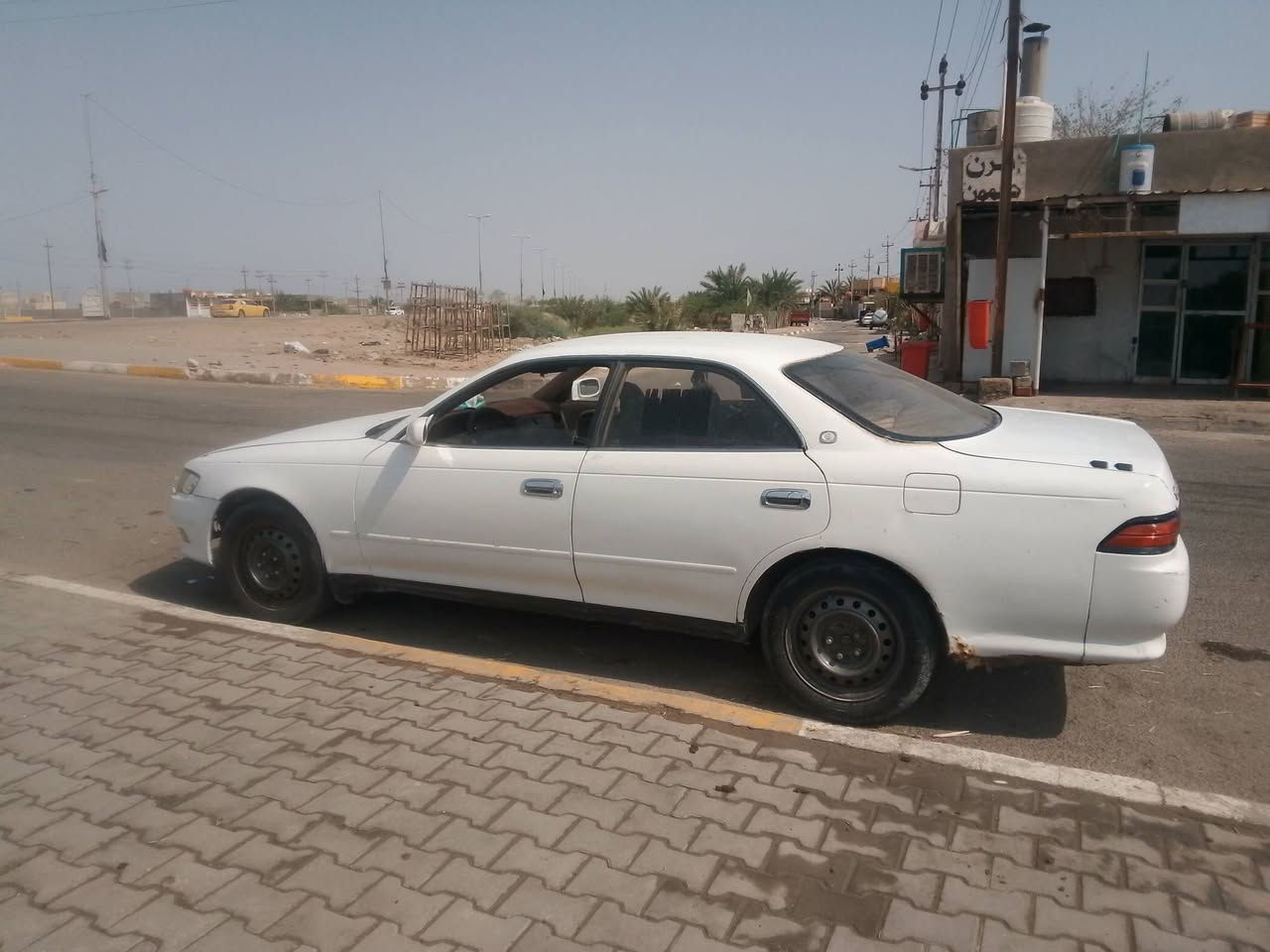 مارك نفخ موديل 94 بصره مشروع وطني 
سنويه منتهيه 
محرك ثنين ونص وكير مكفولات 
تبريد عاطل مابيها 
يرادلها ترتيب قليل 
السعر 37 مع المجال أو مراوس ابيكم صيني 
العنوان القرنه الثغر 
***********

