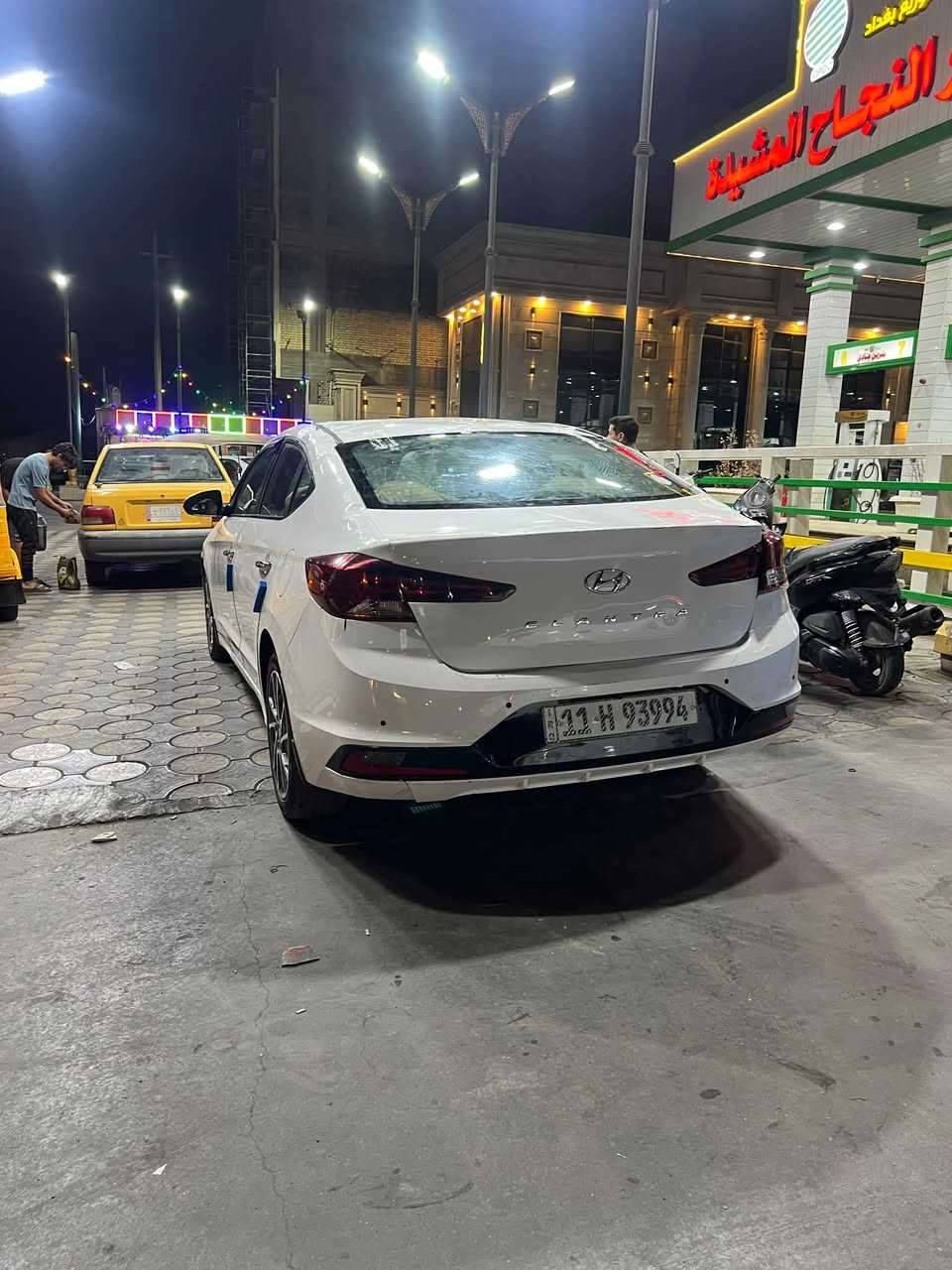 السلام عليكم للبيع النترا 2019 رقم بغداد الدولي تحويل مباشر على حادثها خليجي فول مواصفات بيها جفيه خفيفه السياره على وضع الشركه محرك ٢٠٠٠ السعر مناسب جدا المكان بغداد ***********
