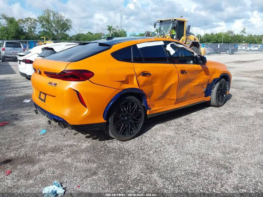 X6 M كومبيتيشن • V8 4.4 • ٤٠٠٠٠ ميل