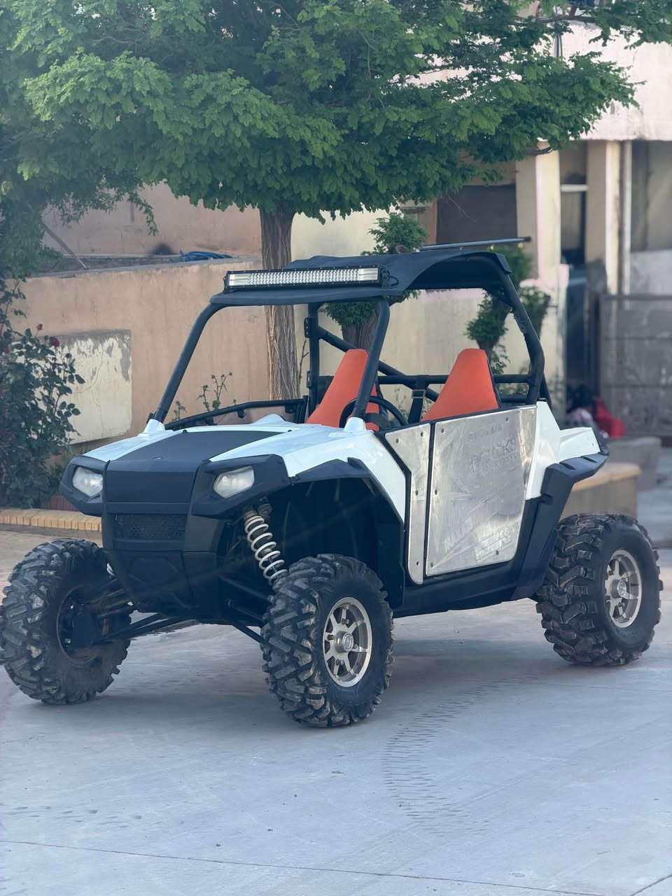 پۆلاریس ڕەیزەر مەکینە RZR 800 
ئۆتۆماتیک 
دەبڵ ئەکسل
نۆزڵ
بەشەرتی گێڕ و مەکینە 
نرخی 30$ وەرەقە
ناونیشان سلێمانی ، ابراهیم احمد
ژمارە تەلەفۆن :
***********
*********** 

WhatsApp السليمانية, العراق
