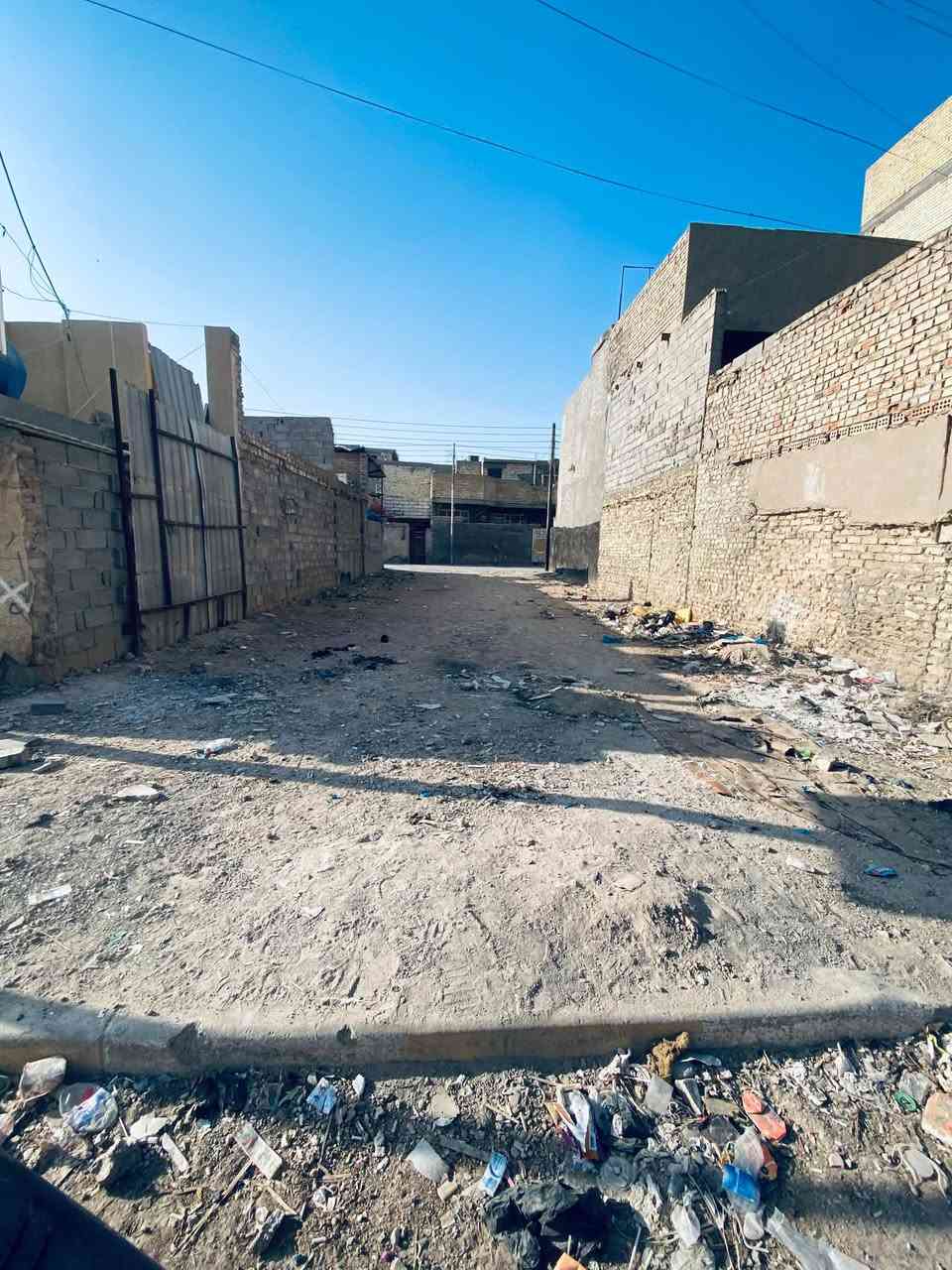 قطعه ارض طابو  للبيع  بغداد الرشاد  محله 774 
المساحه 167 م 
كل الخدمات متوفره  القطعه على شارع تبليط والضهر على فرع مقرنص   هاتف ***********
