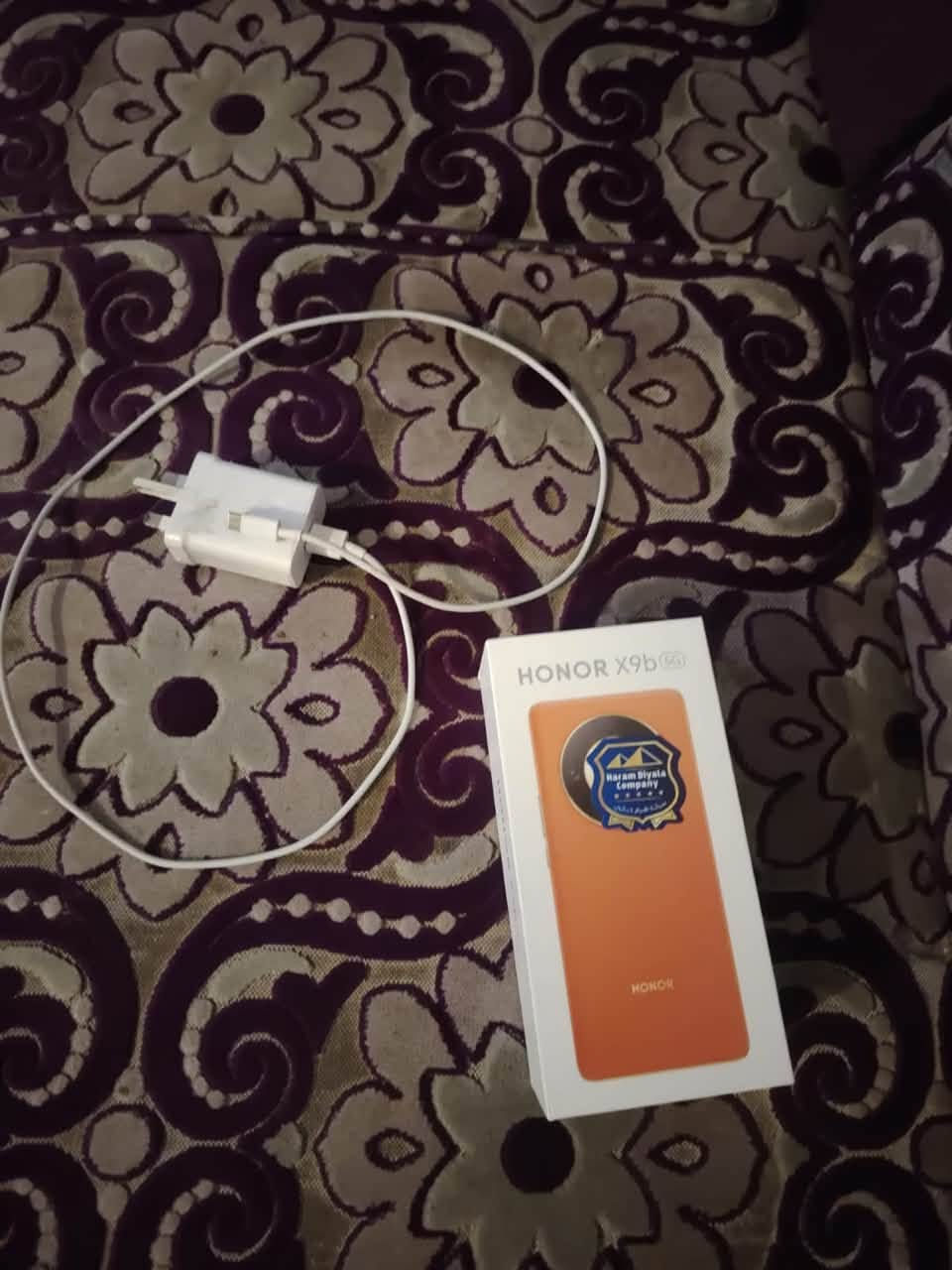 HONOR X9b 60)
جهاز بعدة بحالة الوكالة جديد رايد بيع أو مرارس ب١٢برو ماكس ونطي فرق بسيط؟ متواجد واتساب وفيسبوك ***********
