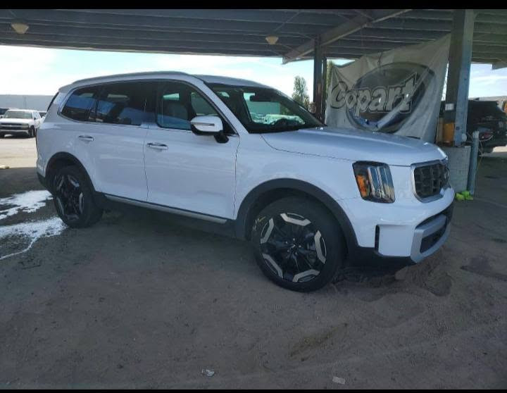 أللهم صلى على محمد وآل محمد 🧿 
مزاد اليوم  
نوع السياره 2025  KIA TELLURIDE S 
ضرر تلف مكينه 
خدوش خفيفه 
السعر حسب المزاد 
تقرير كارفكس قبل الشراء مجانآ 💯 
خبره في مجال عملنا أكثر من 15 عام 🙏 
ممكن استيراد ع كتاب ذؤي الشهداء معفيه من رسوم كمرك ورسوم رقم 🌹 
مكتب الحسناوي لتجارة السيارات الامريكيه والكنديه عنوان بابل قضاء الكفل مجاور دائرة أحوال الكفل مقابل صيدليه الشهد 🌹 
للاستفسار الاتصال على الرقم التالي 
*********** وات ساب 🇮🇶
