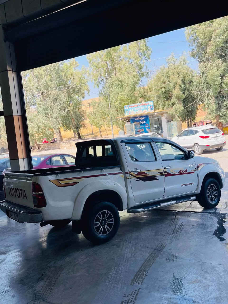 مە رزیە 2009 تۆماتیک  سنەوی  نوێیە  بەشەرتی گێر ومەکینە و تەبریدو  سەیارەکە  بە لای  سە یاقی کە و توە 
بە سبوخ  عام دە یفرۆشم پێشوو  زۆرجوانە 
4تایەی  نوێیە  سەیارەکە  بە عام زۆرجوانە 
سعری 139وەرەقە کمیک مجال
لەکۆ یە دادەنیشم 
***********
*********** كويسينجاك, أربيل
