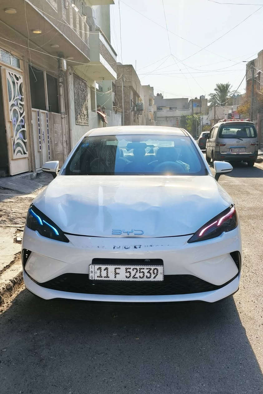 سيل 05 بطارية چبيرة گير تعليگ داخل ابيض
حادثها موضح بالصور 
السيارة ماشية 1600 على البانزين 
منفذين شحن سريع واعتيادي 
السيارة بأسمي وهذا رقمي ***********
مكان السيارة بغداد حي الجوادين
