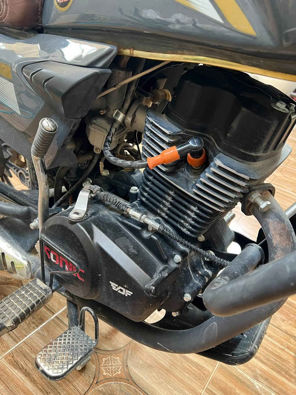 السلام عليكم
دراجه سونك N-MAX مكينه 200cc ضاغطة وزنجيل CBF موديل 26 كفاله عامة شرط مكينه بعدها وضع شركة
السعر مليون و50 وبيه مجال
مكاني ناحية كنعان للاستفسار ***********
