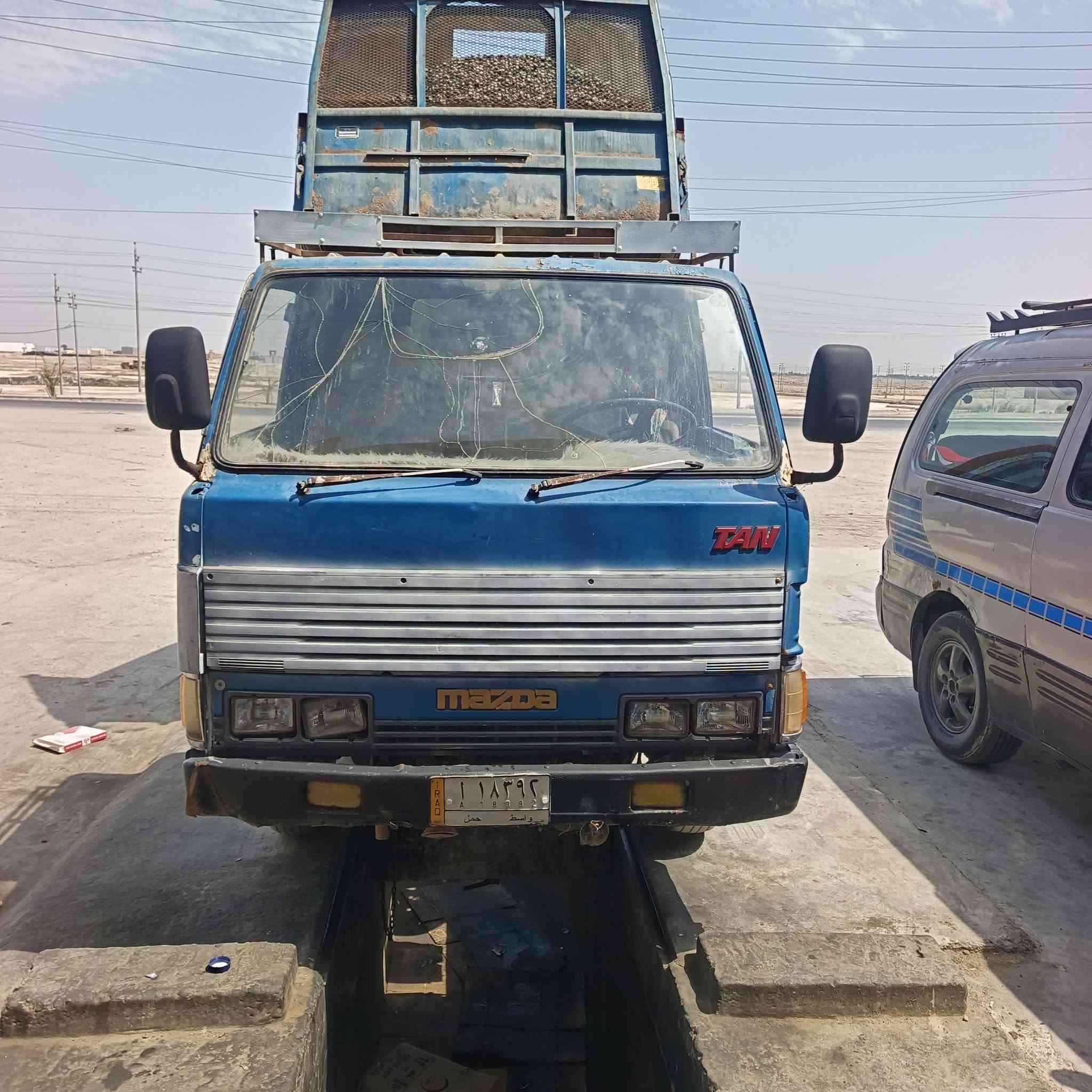 السلام عليكم كنتر ماصده قلاب بلاد مديل ١٩٩٢ مكينه كير اكسل حداديه مكفولات باتريات جدد تخم تاير سياره جاهزه كبل للعمل جديد سنويه مشروع وطني منتهيه صار له ٤ اشهر الاستفسار ***********
***********
