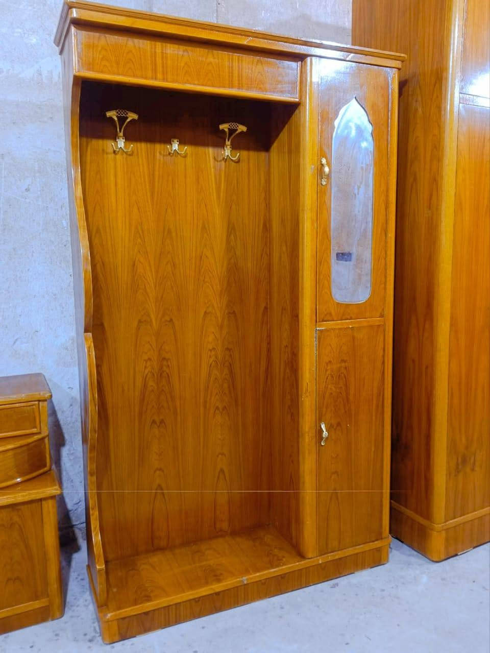 غرفه تسكام صاج داخل خارج شغل ثقيل السعر 850عنوان حله شارع 80لتواصل ***********
