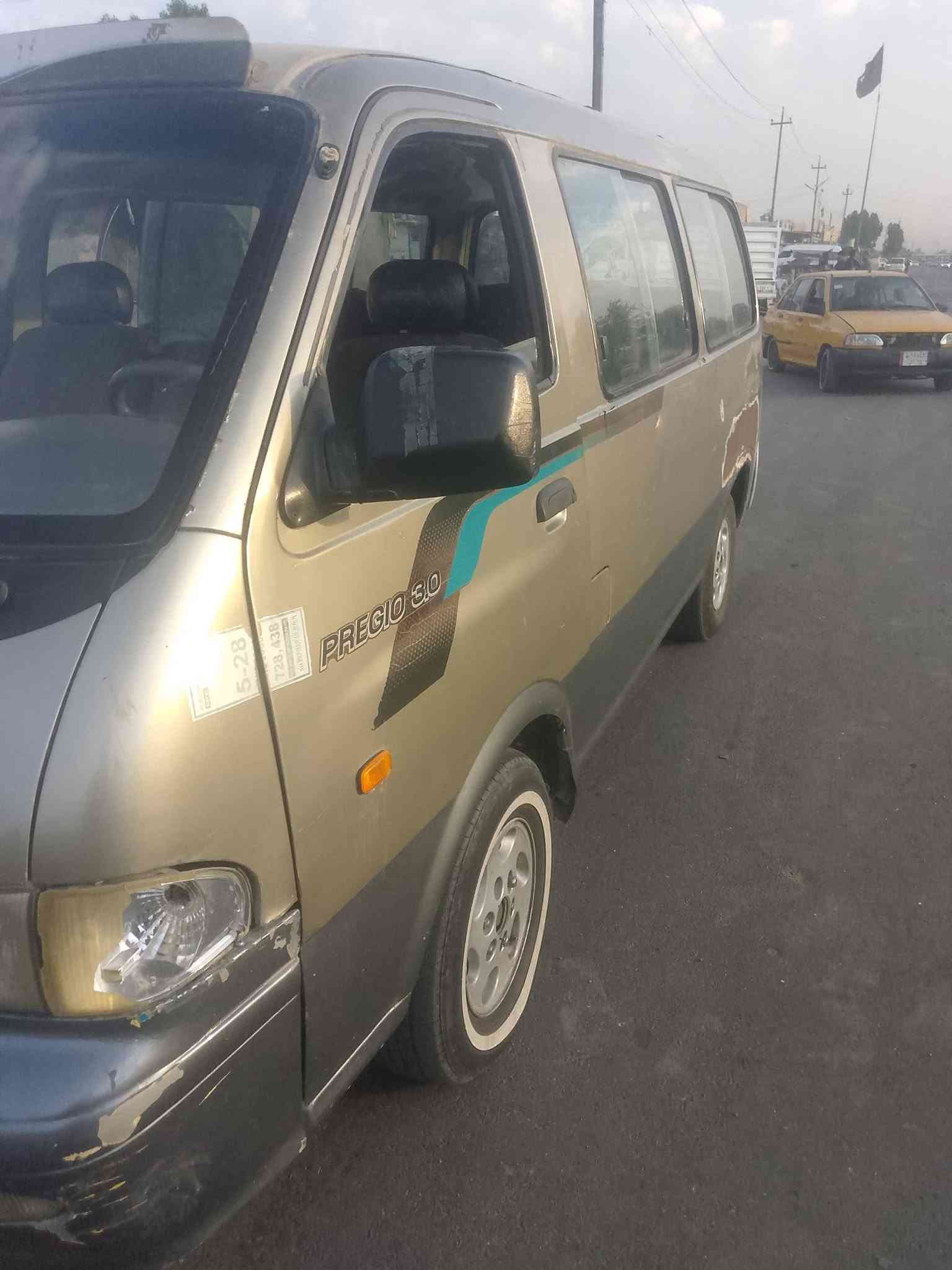 السلام عليكم. بريجو مديل 96 محرك كير اكسل خير من الله معمره حزام بيها معجون الشاصي اليمين بي تصليح فول مصفره هيئه وغرامات. تحويل مباشر. تحويل ثاني يوم السعر 48بيها مجال. اتصال***********
