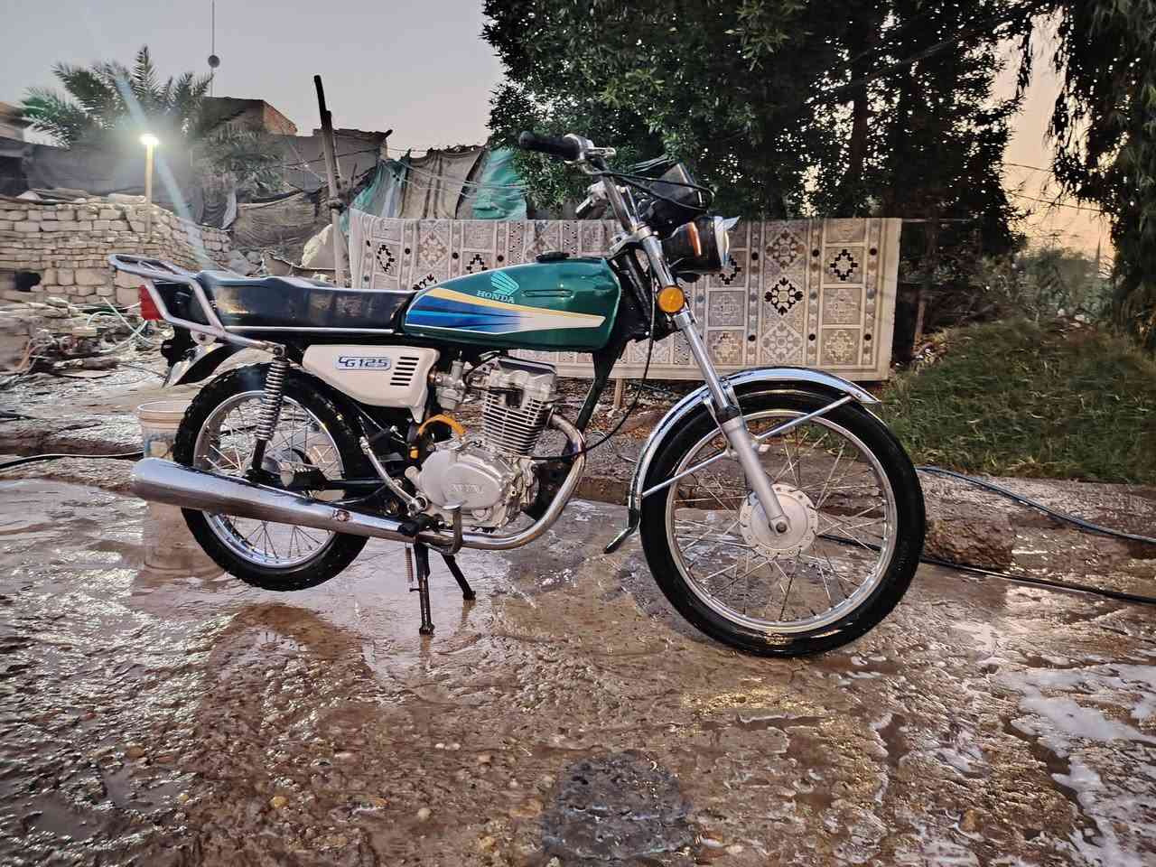 اربعه كير للبيع اوراق كامله استنساخ مكاتبه مكتب شاصي مديل 19 مكينه مفتوحه ستوه مجفته ناعمه شلعه تخبل  كلجات جدد سعر 475 وبيه مجال رقم *********** مكاني نجف شارع المدينة
