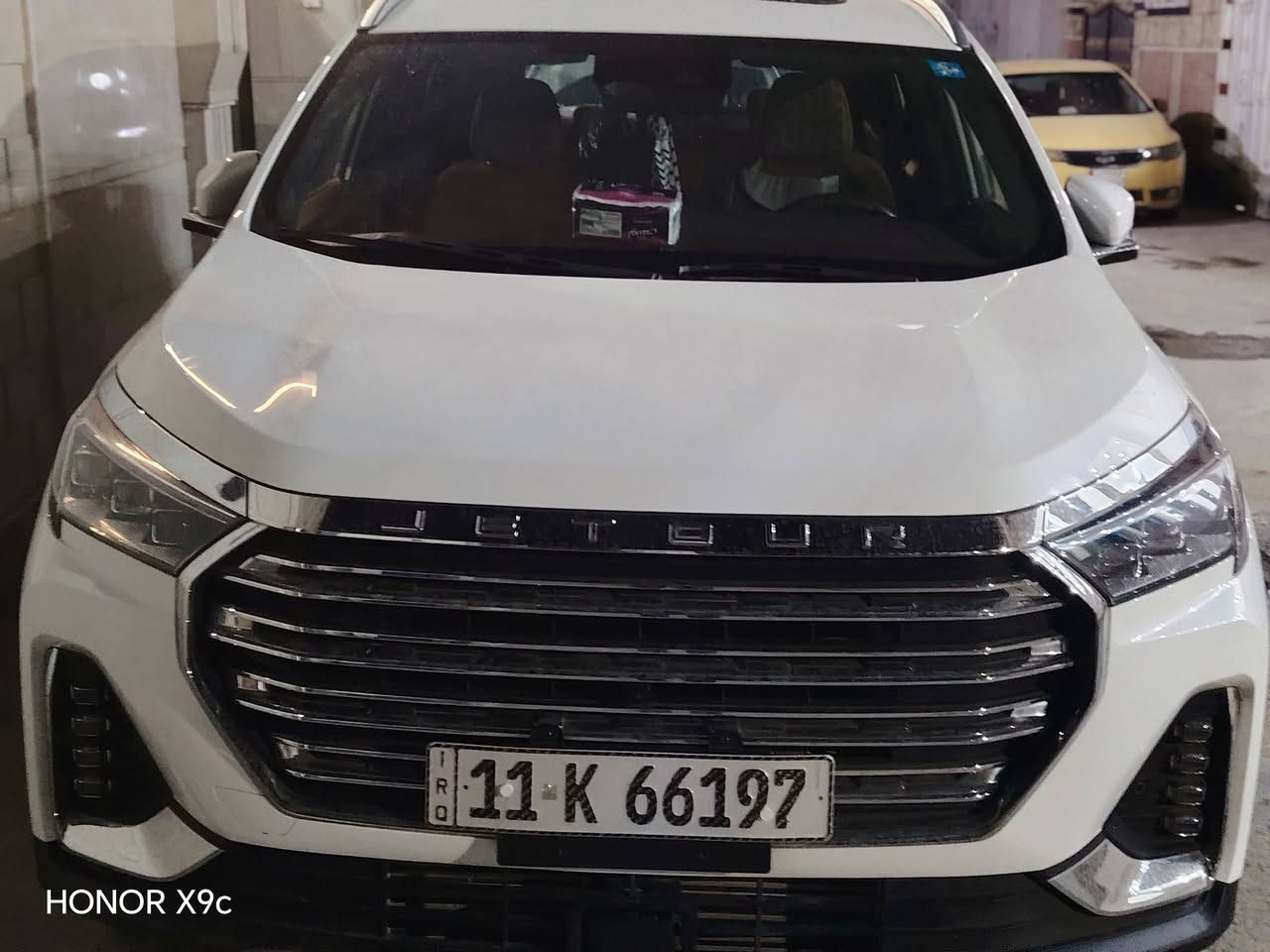 السلام عليكم جيتور x90 plus للبيع وكالة هارلم موديل  2024 محرك 2000تيربو
سيارة مكفولة من الصبغ والضربة سيارة جديدة ونظيفة ماشية 11الف بعدها بضمان الشركة رقم بغداد
العنوان بغداد العبيدي 

بيها شخط فقط بالجاملغ فقط السعر 180 

للتواصل واتس إب ***********

نص مكتوب في الصور:
- HONOR X9c