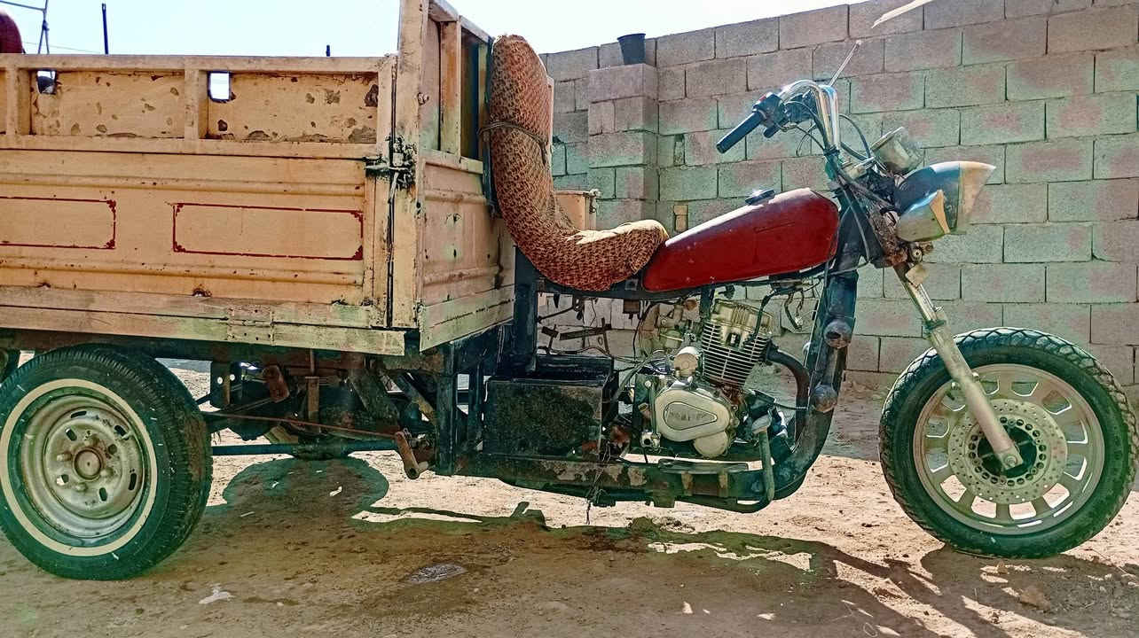 ستوته البيع انتيار سنويه رقام عوزه بس تجديد ستوته مابيه شي بس كاطعه ولف السعر 550 وبيه مجال رقمي ‏‪***********‬‏ المكان على طريق كحلاء قرب سيطره كحلاء
