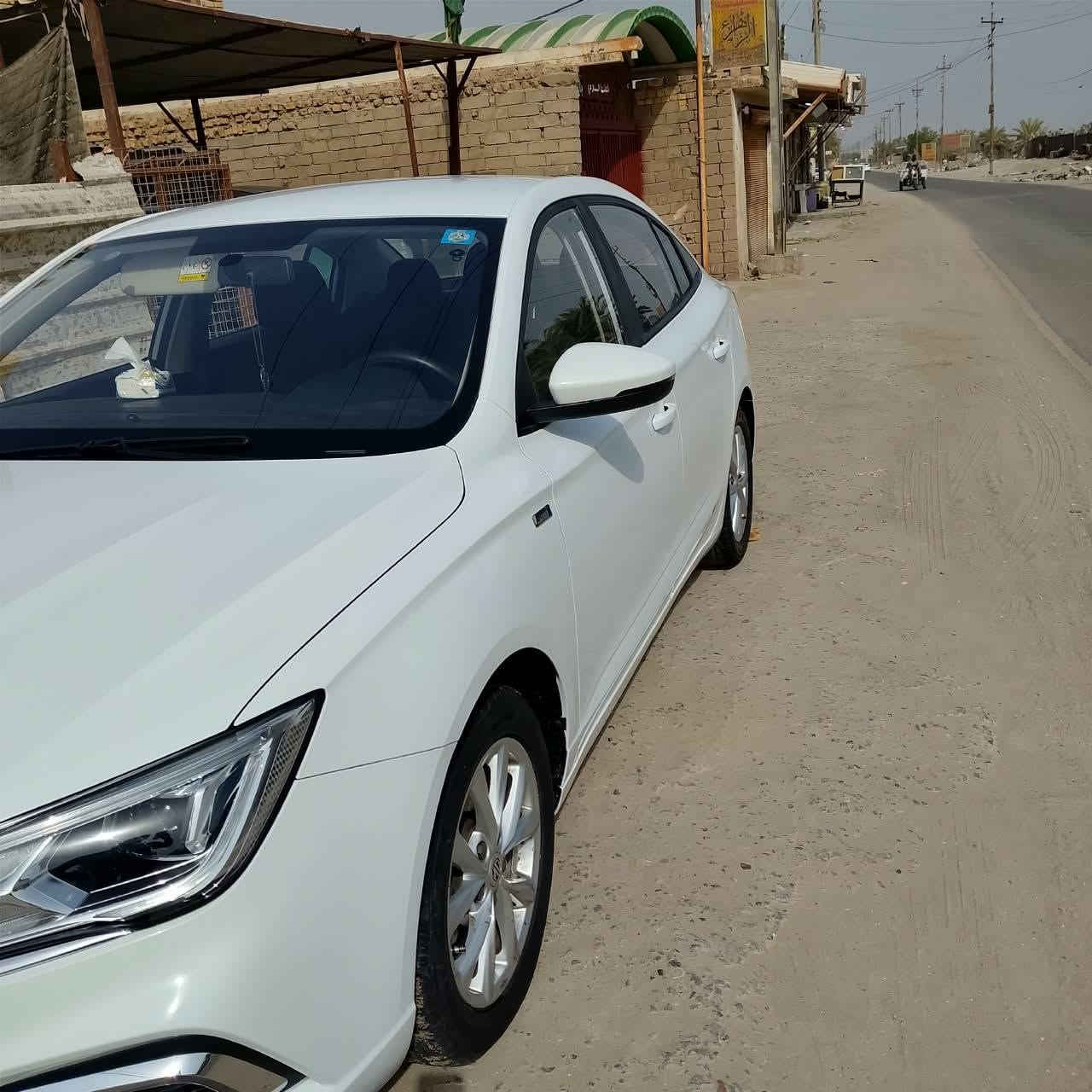 تحيه طيبه ام جي 2023 جديده على وضع الشركه وجاهزه مكينه وكير حداديه بيه طخه بلكدام بسيطه مكاني ناصريه *********** السعر 82 وبيها مجال
