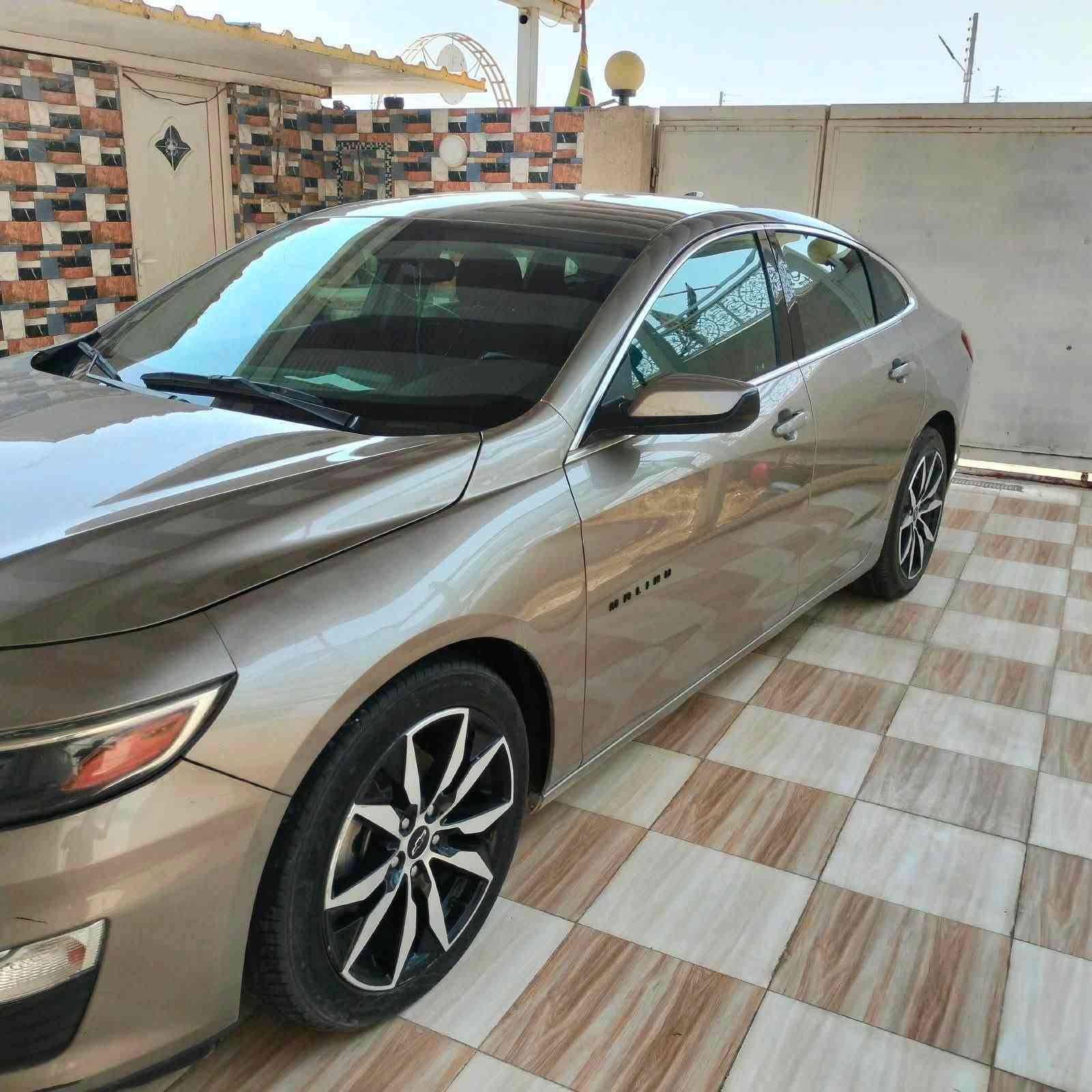 سلام عليكم سيارة ماليبو  2022
جاهزه من كلشي تبريد ثلج 
للاستفسار اتصل على رقم
***********
