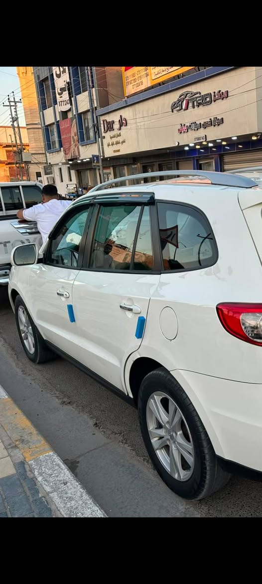 سلام عليكم سنتافيه موديل 10 خليجي فول مواصفات سبعه راكب محرك 6 بيه حادث بل صفحه معمره تعمير حلو صبغ بل قماره شويه رقم بغداد تحويل ثاني يوم جاهزه من كلشي مكان فلوجه رقم هاتف *********** سعر 100وبيه مجال
