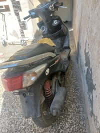 دراجه للبيع وبيها مجال