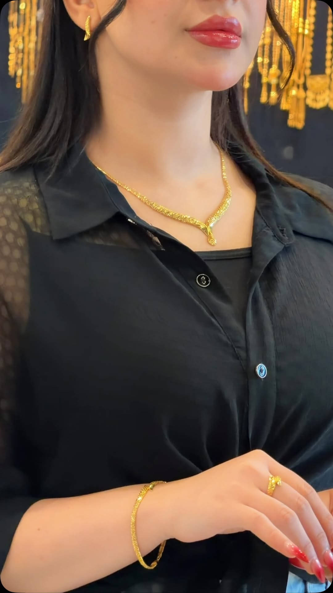 طقم ايطالي رقه ونزاكه 💛
الوزن 27.78 
للحجز والاستفسار اكثر عن باقي التفاصيل مراسلة الصفحة او على الارقام :
***********
***********⁩
