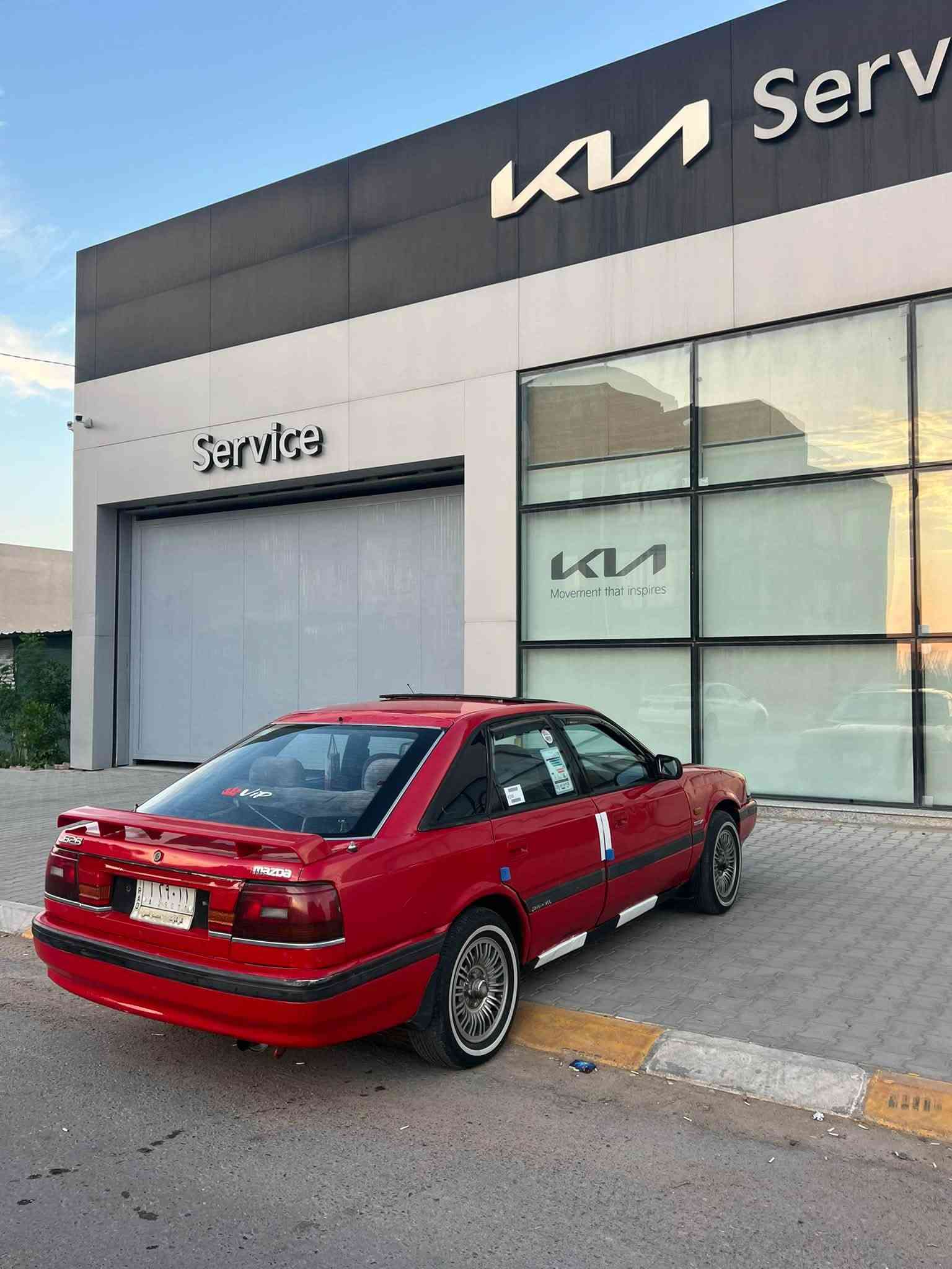 السلام عليكم الحلال .. للبيع
مازده 626    موديل 1991  بسعر مناسب جدا 29 ورقه 
محرك شرط بدون تبخير بدون تنقيص 
كير شرط. نشاط فول 
كهربيات كله شغال   / مسجل سماعات كله شغاله 
سنتر لوك 4 جام شغال. 
صدر امامي خلفي بكارتون.  لايت بكلايت مال كصه 
السياره مصبوغه عام بدون ضربه. قماره بلاديه  
تخم تاير ويلكب.  جديد. 
محرك. / وكير / وصدر / وتخم / تاير / كهربيات جديد / 
رقم كركوك.  سنويه عضم عاج / مشروع وطني تحويل ثاني يوم ::السياره جاهزه تشغل وتطلع 
مكان السياره تكريت القادسيه / ***********
بسعر مناسب جدا29 وبيها مجال
