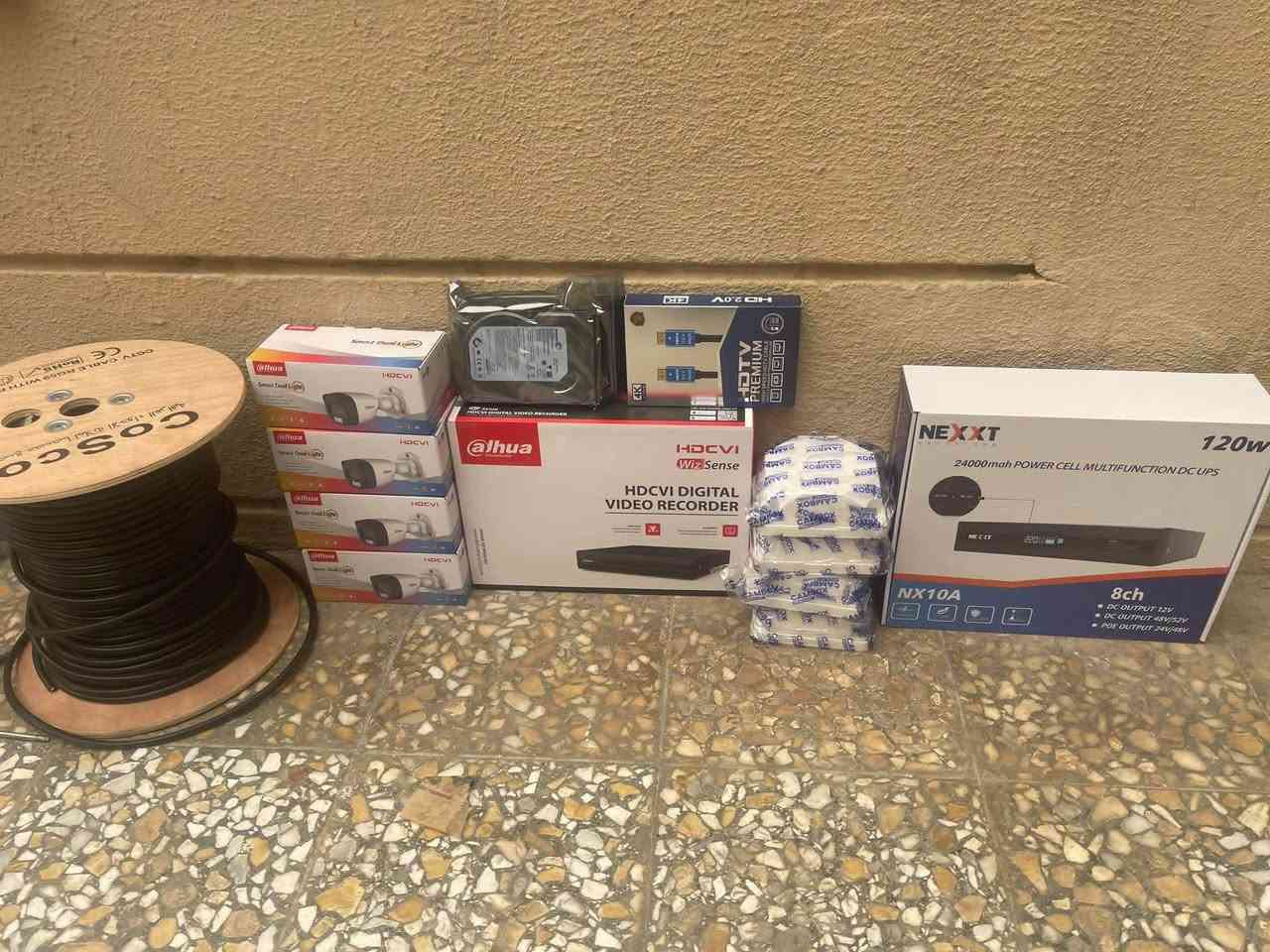 كلها علينا تجهيز وتنصيب بأعلى المواصفات 

ويانا صار الليلي ملون حتى بدون انارة وصوت وصورة
منظومة الدهوا فول كلر الليلي ملون بدون انارة مع يو بي اس
ليثيوم اصلي 

مواصفاتها :-

🔺الكاميرات عدد 4 دهوا الاصلي ٢ ميكا حقيقي تصوير ليلي 
      نهاري ملون حتى بدون اناره وصوت وصورة تحتوي فلاش
      وبدقة عالية دقتها تفتح زاوية كبيره لتغطية اكبر مساحه.

🔸الديفيار دهوا الاصدار الحديث يدعم اللغة العربية  يربط على 
      الانترنت ويشغل كل انواع الكاميرات بدقة 1080 ويدعم 
       تسجيل الصوت. 

🔹الهارد 500 يسجل 17 يوم .

🔸كيبل رولة مسلح ونحاس ١٠٠م ومقاوم لكافة الظروف الجوية 

🔹 جهاز يو بي اس ليثيوم تلغي كافة المحولات ومشغلة مباشر 
       ويعتبر جهاز حماية ومنظم فولتية ويشغل المنظومة
       ٣ ساعات مع منظومة الانترنت  

🔸فيش كاملة للمنظومة pnc+ power

🔹بوكس بلاستك حماية لكل كاميرا يحافظ على الفيش من 
      العبث والرطوبة ويعطي شكل لائق بالتنصيب

🔸هدية كيبل اج دي مسلح.

7. ضمان المنظومة (كاميرات وديفيار)سنه حقيقي.

8. توجد نفس المواصفات 8 كاميرات مع كافة ملحقاتها مع هارد 1000 كيكا 

لمزيد من المعلومات مراسلتنا خاص او واتساب *********** او ***********

توصيل لكل العراق 5 الاف
