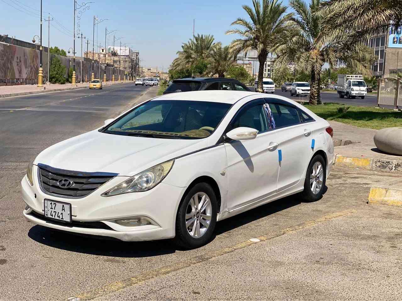 سوناته 2010كوري خليجي مكفوله من الحادث بيه قطعتين صبغ فقط سياره حلوه وجاهزه تبريد  مواصفات شاشه كامره دواره تحكم استيرن محرك وكير مكفولات محرك دوش المرقوب
 السعر 84رقم دولي سنويه مجدده 
للأستفسار ***********مكان كربلاء كربلاء, العراق
