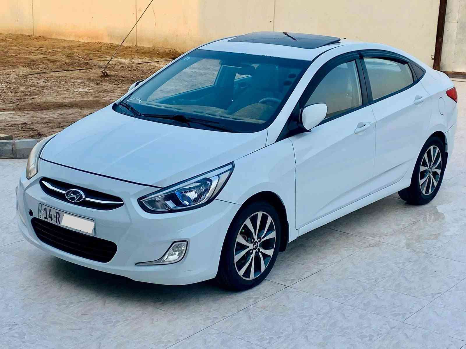 اللهم صلي على محمد وال محمد
***********
هونداي اكسنت موديل 2016 وارد خليجي فول مواصفات 1/1 .كفالة عامة من الضربة والصبغ والتبديل و الخياس . ماشية 159km حقيقي . رقم بصرة دولي سنوية صالحة لغاية سنة 30 . كير ومحرك شرط كفالة من الفتح والضعف والمحرك 1600 دوش قطرتين . حدادية صدر امامي وخلفي جديد وكالة  شرط تراي زيرو . تبريد ثلج طخم تاير جديد 5 ويل كب شاشة تاب اصلي وكامرا خلفية دواره فتحة سقف اشاير بالمري وتحكمات ستيرن منظومة زينون متكامله دواخل على وضع الشركة السياره جاهره للاخير اي نقض ما بيها نهائيا جديده وكفاله 
السعر المطلوب (98) وبيها مجال جدا بسيط
مكان السياره ناصريه 
 غيررر متواجد على الانترنيت رجاءً فقط الشراي يتصل
