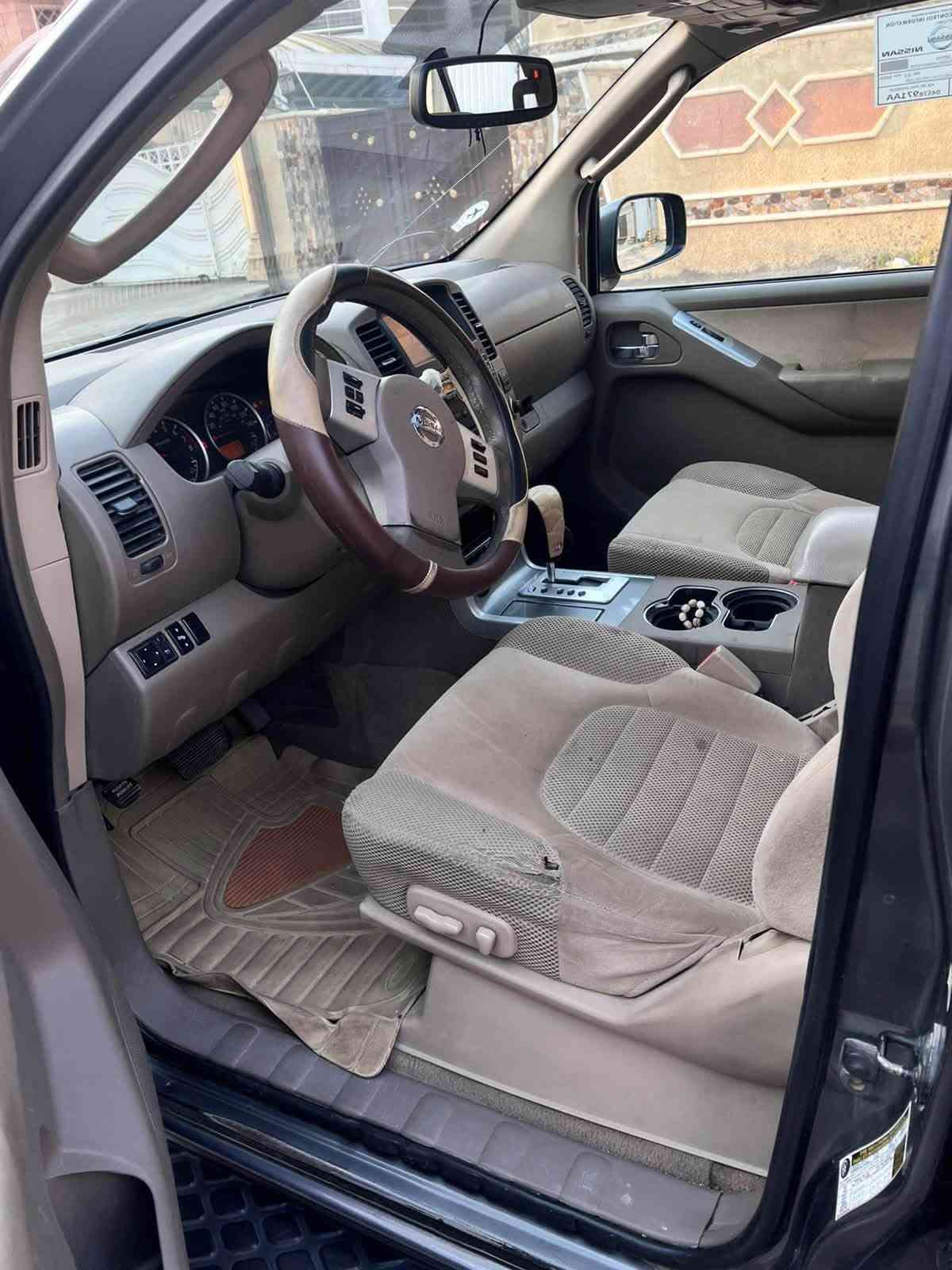 السلام عليكم نيسان
بافندر موديل 2008
فول مواصفات 
عده البصمه 
دشبول ارماده 
بيها صبغ اربع قطع
ابيع حزام بدون دواخل 
رقم بغداد انكليزي 
بسمي سنويه وهزه جديد 
تحويل ثاني يوم سنويه جديده رقم جديد هزه جديده 
مكينه وكير وحداديه وتخم تاير 
مكينه  4000 مكفولات تبريدثلج  
 جاهزه من كلشي كل نقص مابيها السعر 85وبيه مجال  
***********
***********
مكان السيارة بغداد حي الجامعة
