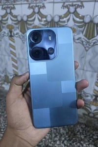 تكنو بوب • تليفون