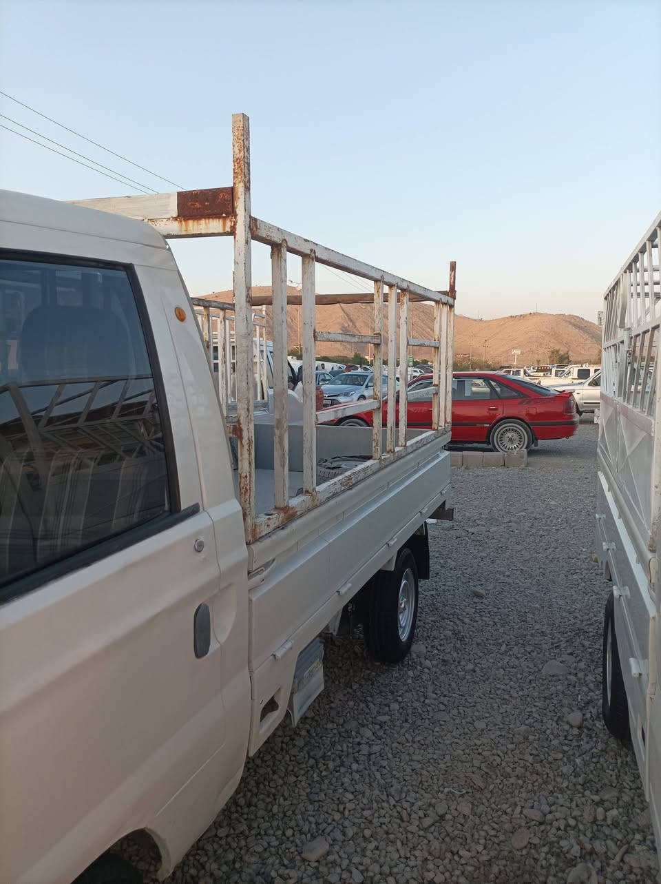 هایڤی پێنج قولاب مەنەفێست گێڕ مەکینە ئەکسل شانسی بۆیاغ بەشەرتە توندوتۆڵە دەعم و لێدراوی نیە شوێن ڕانیە 
سعری 20 گەڵا کەمێک معامەلە ژمارەی خاوەنی
***********
