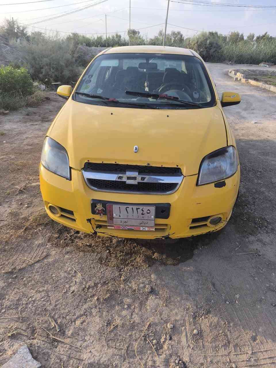 سلام عليكم
افيو وارد امريكي موديل ٢٠٠٧
كير واتماتيك 
محرك خير من الله مسكر 
تبريد شغال 
بيه نقص واحد الكير مالته يجلب ع النمره الثالثه 
السعر المطلوب ٣٥ وبيه مجال 
للستفسار ***********
