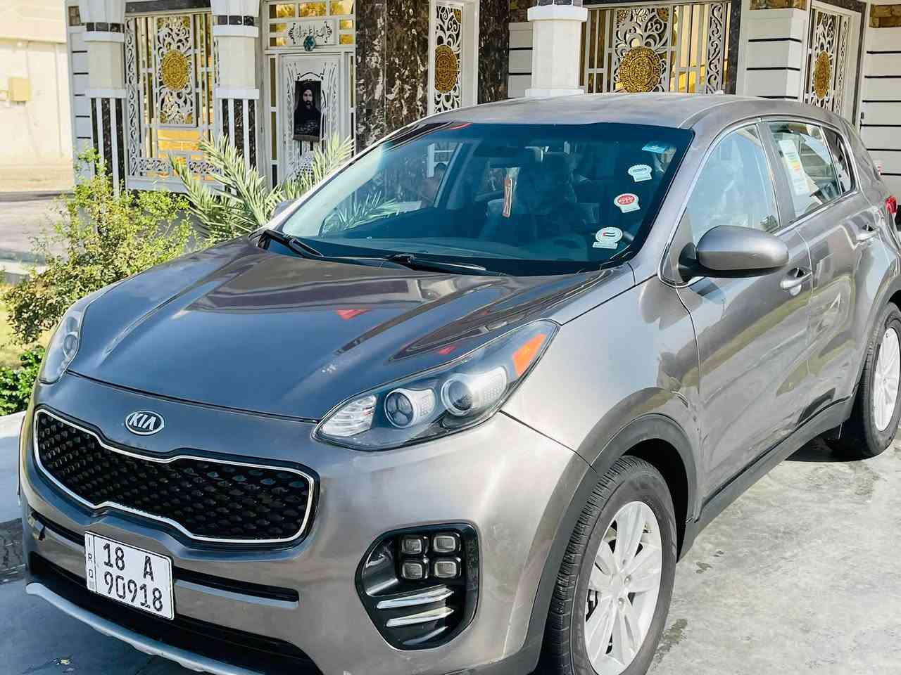 سلام عليكم
البيع سبورتج

مديل 2017

سياره بيه ملاحضات صبغ 

تخم تاير تبريد حداديه كله جديد 

محرك كير مكفولات 

عنوان تقاطع نهروان جسر ديالى 

لاستفسار ***********
